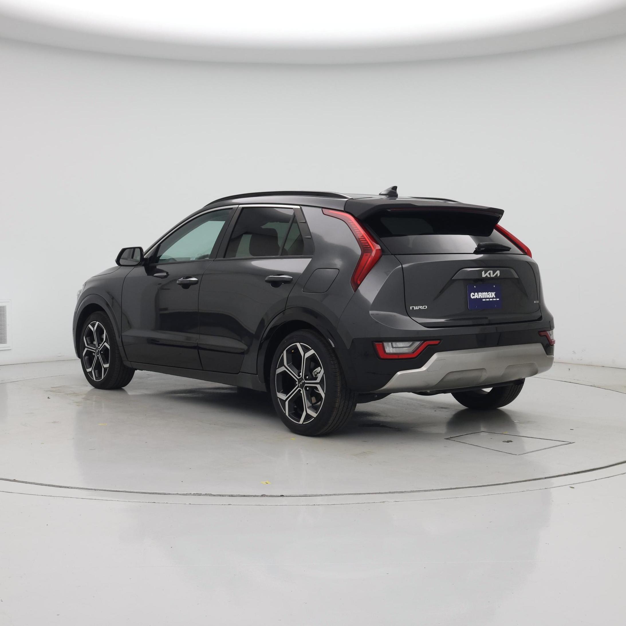 Thumbnail: 2023 Kia Niro - 2