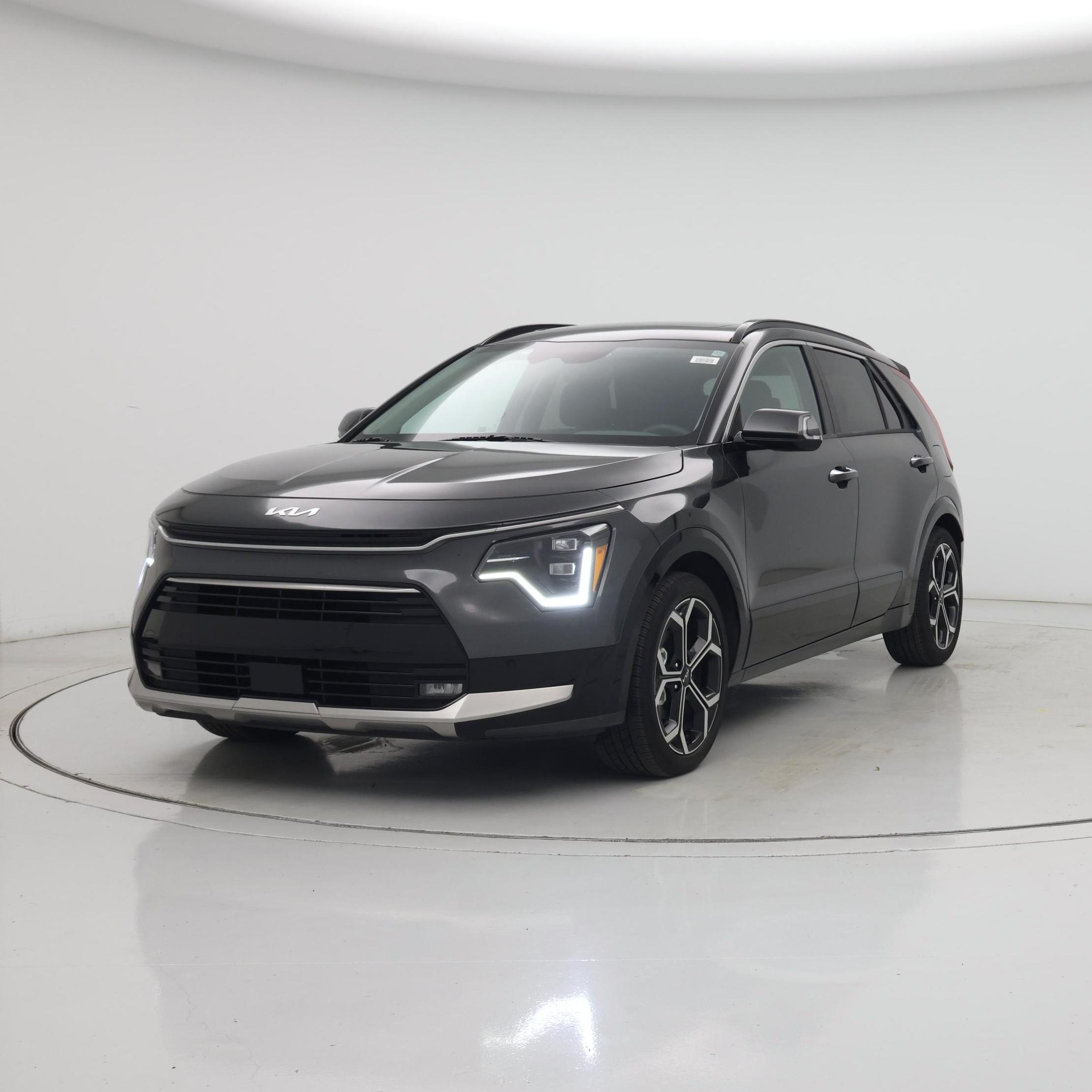 Thumbnail: 2023 Kia Niro - 4