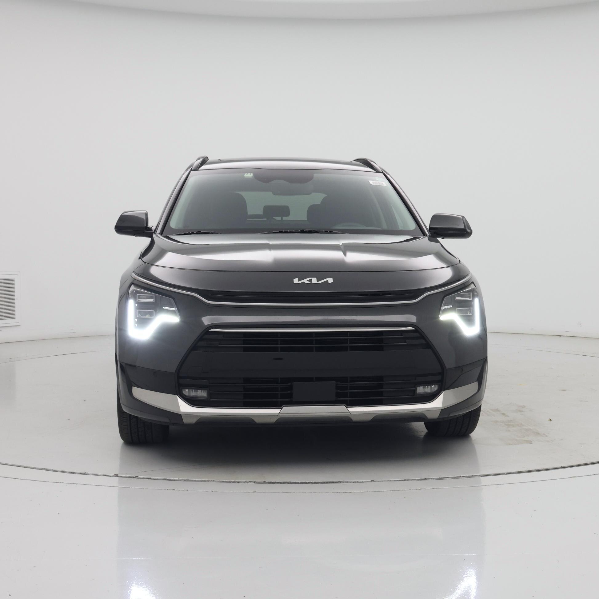 Thumbnail: 2023 Kia Niro - 5