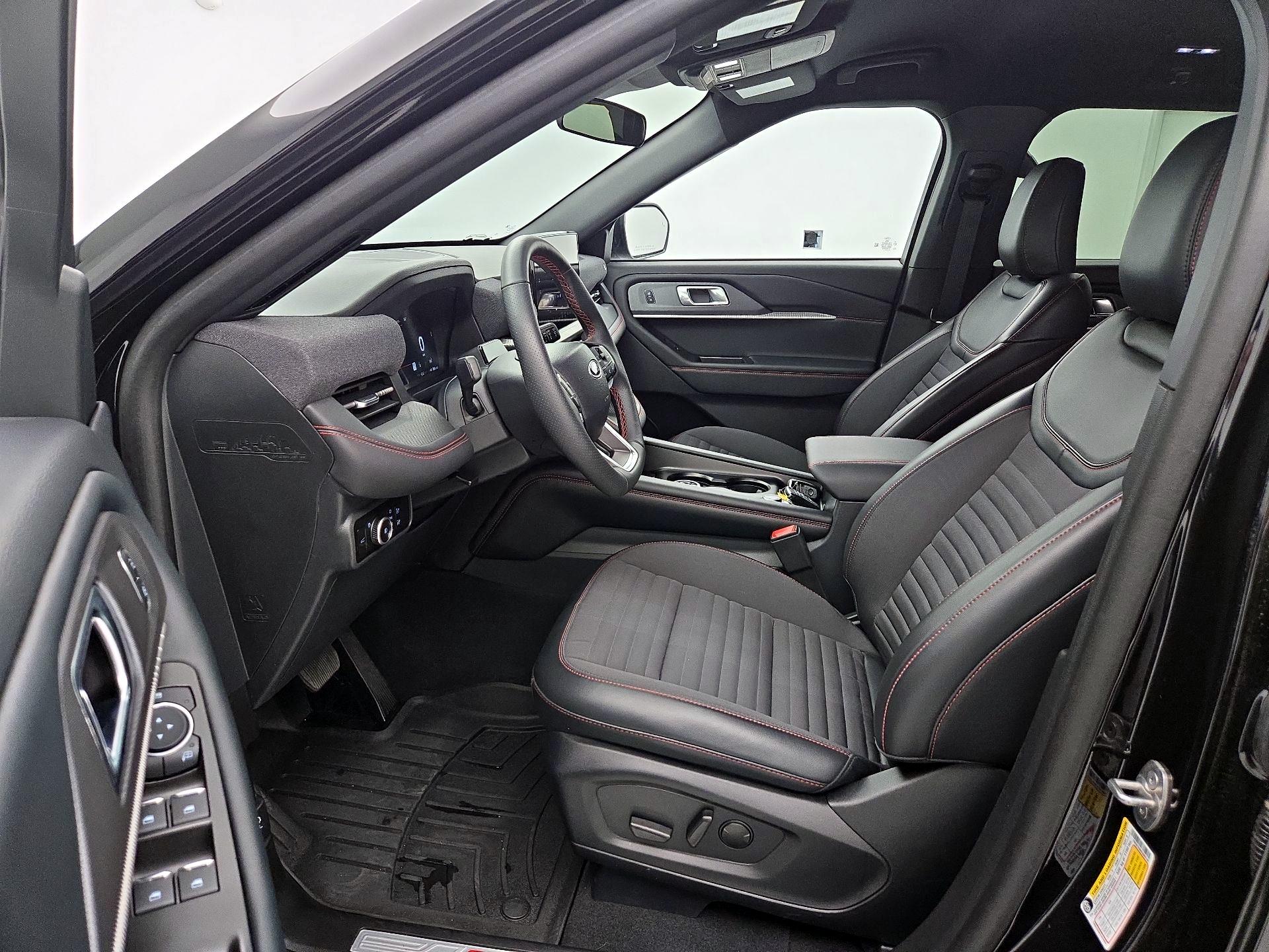 Thumbnail: 2025 Ford Explorer - 11
