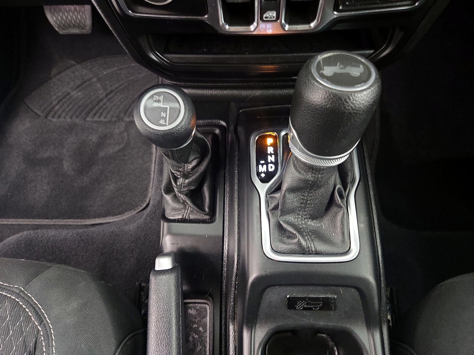 2021 Jeep Wrangler Unlimited 80TH - Photo 19