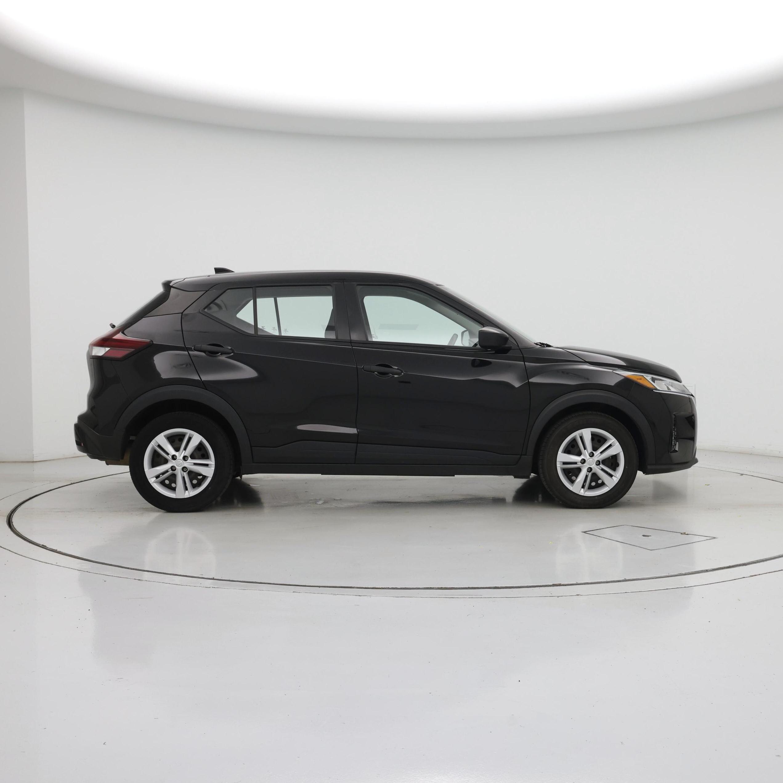 Thumbnail: 2024 Nissan Kicks - 7
