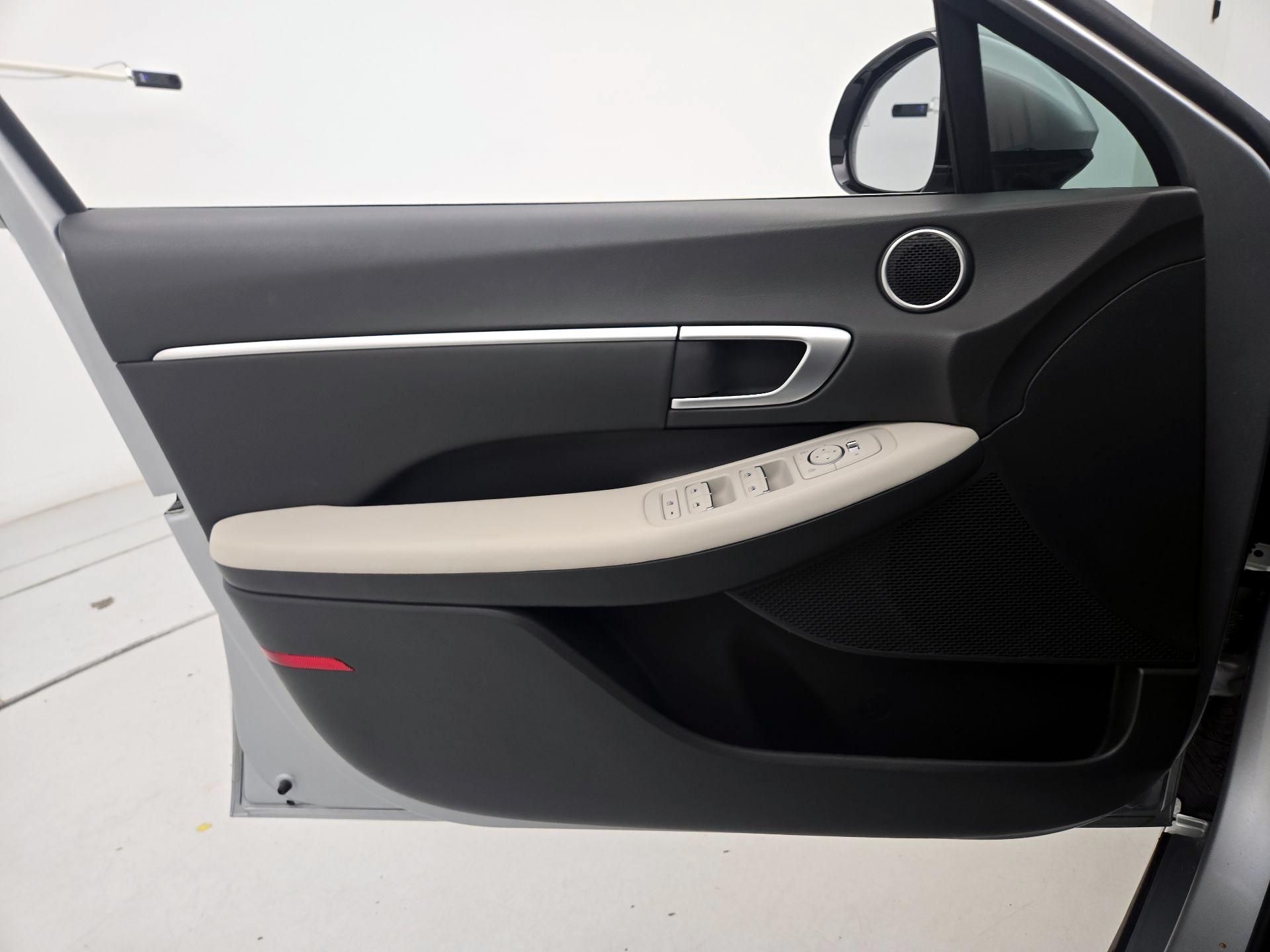 Thumbnail: 2024 Hyundai Sonata - 12