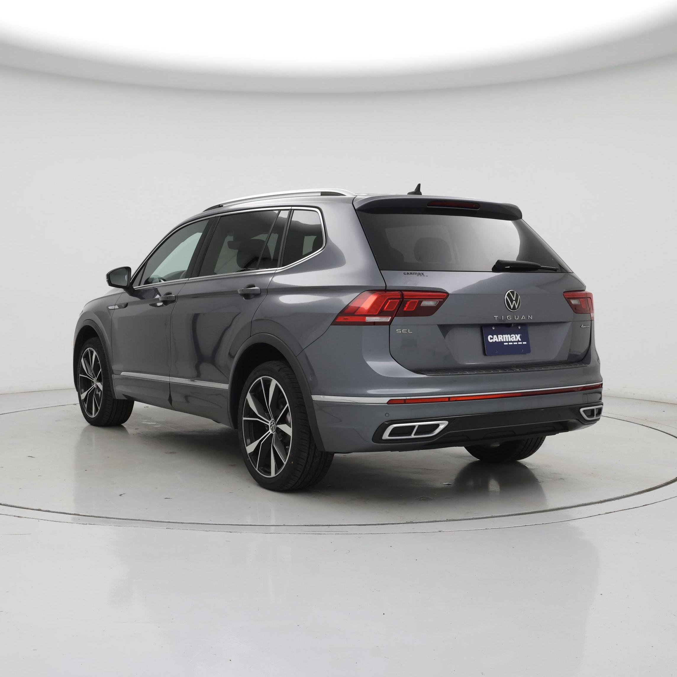 Thumbnail: 2022 Volkswagen Tiguan - 2