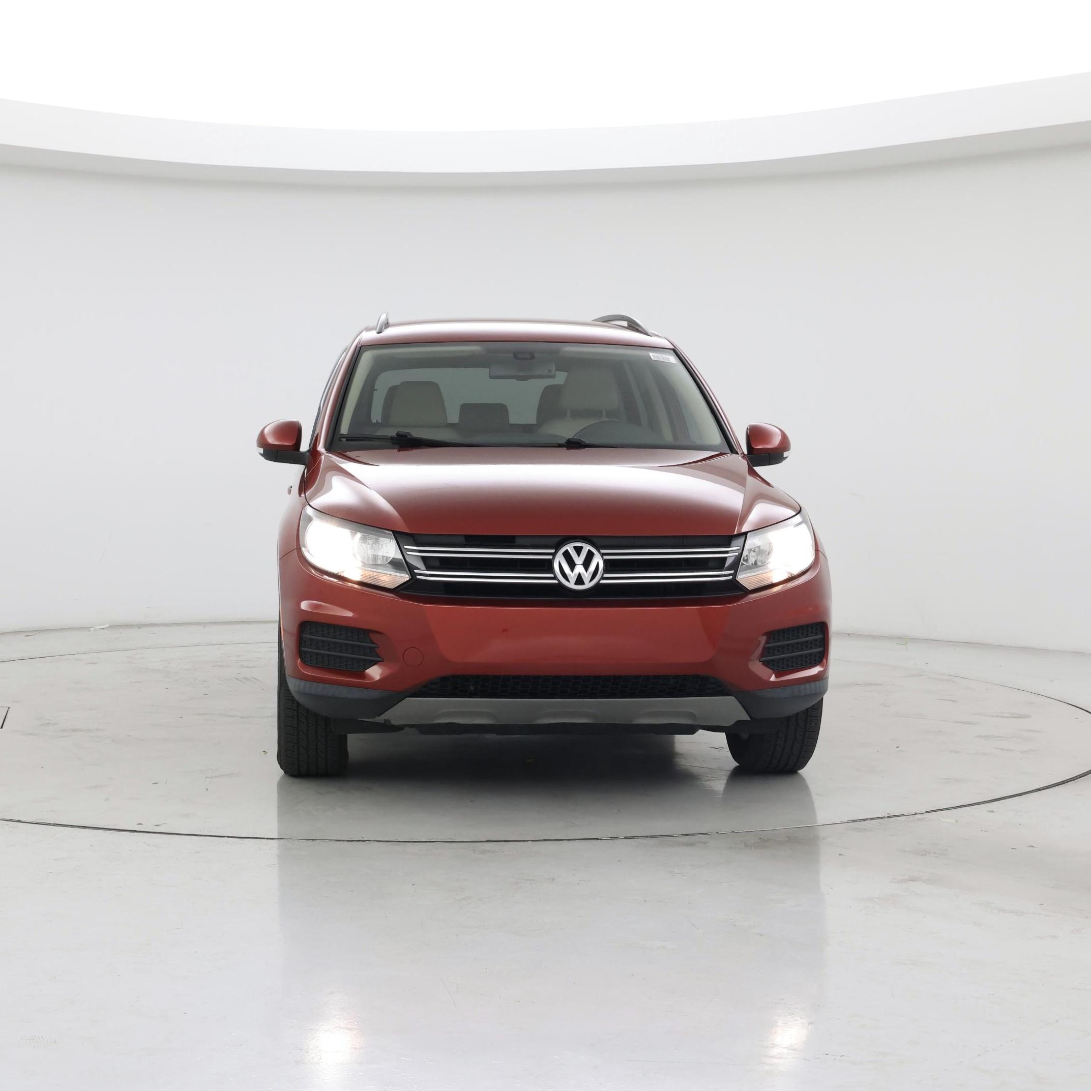 Thumbnail: 2016 Volkswagen Tiguan - 5
