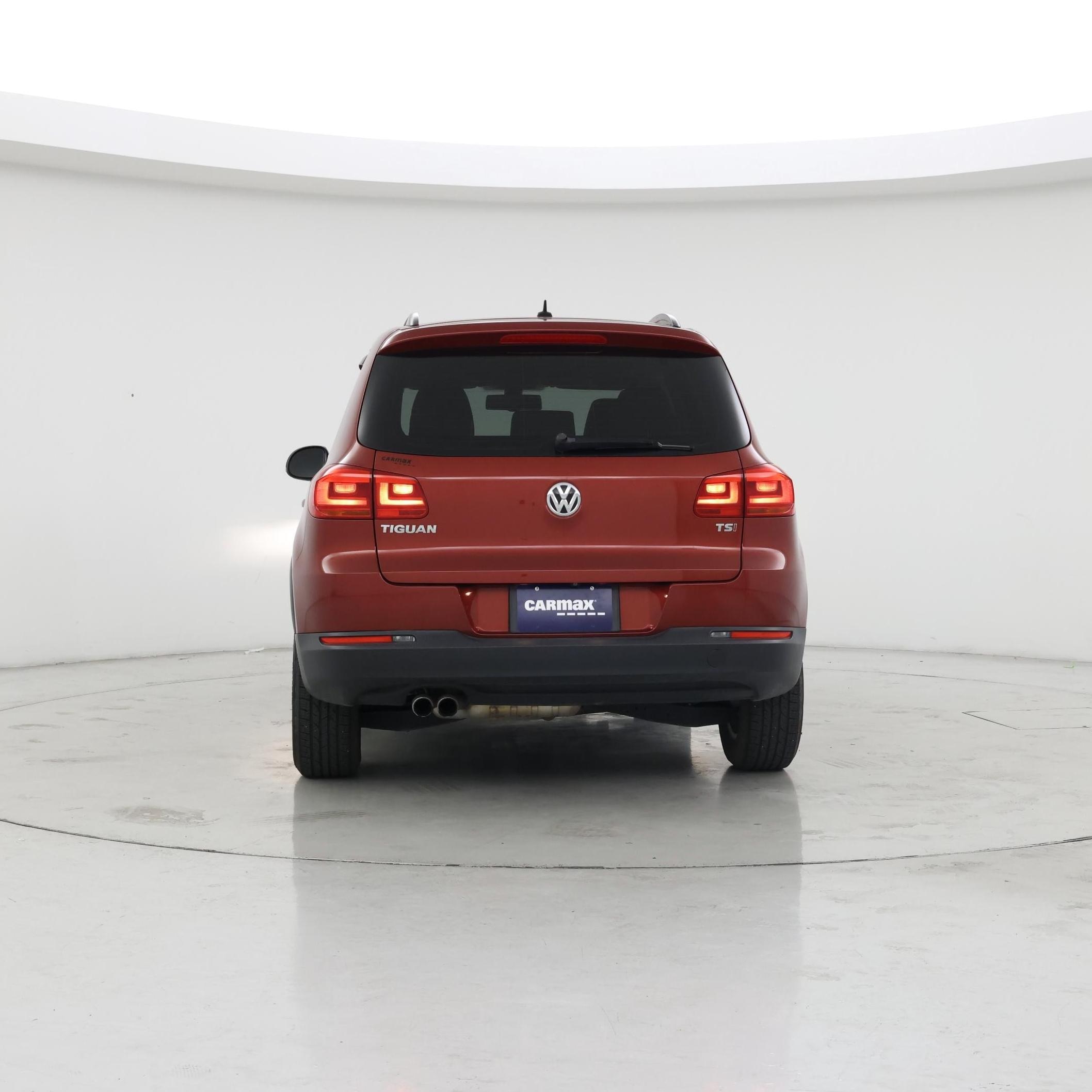 Thumbnail: 2016 Volkswagen Tiguan - 6