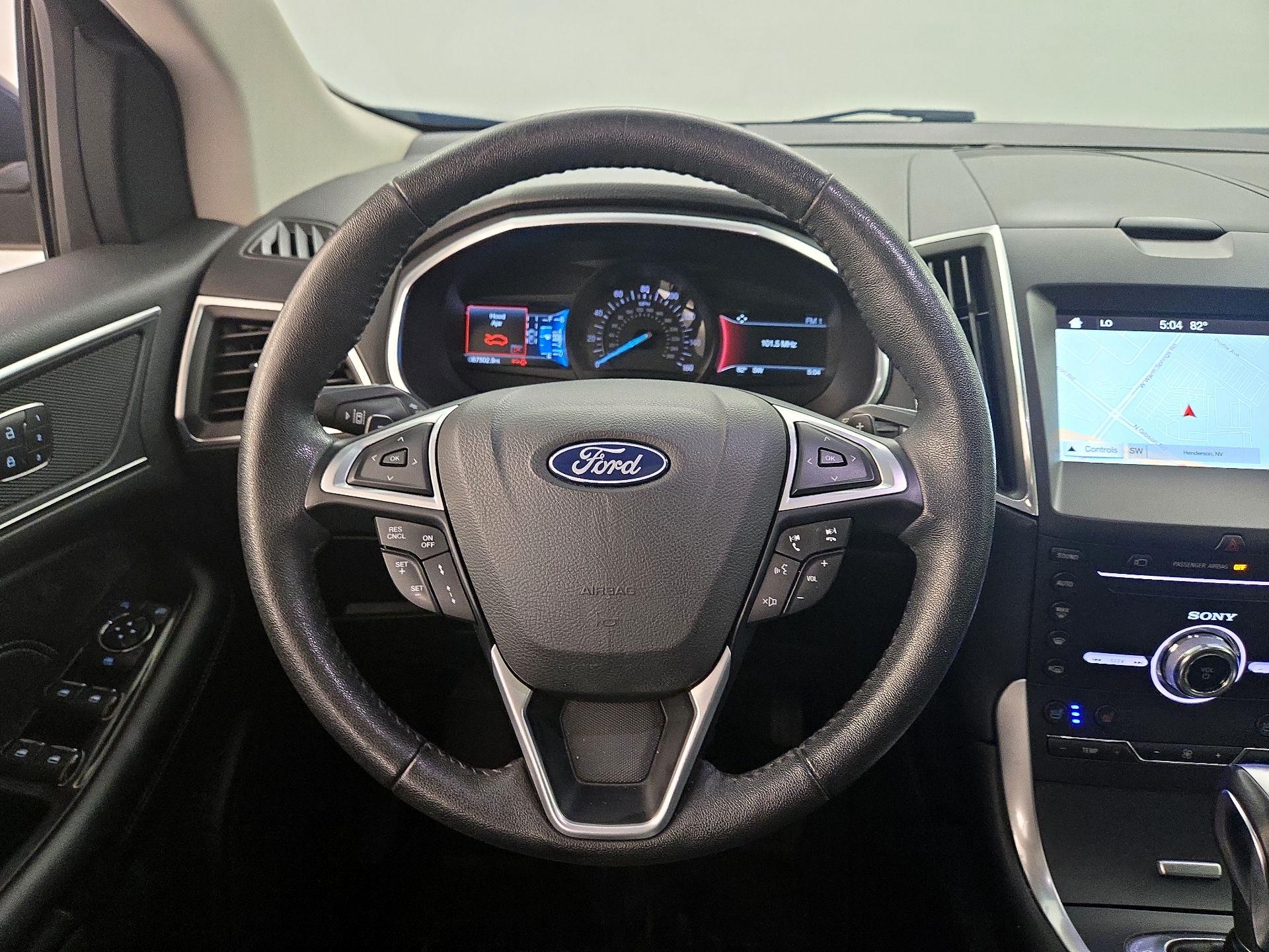 Thumbnail: 2018 Ford Edge - 10