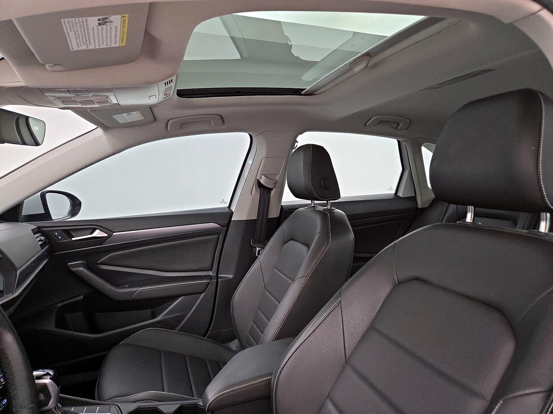 Thumbnail: 2023 Volkswagen Jetta - 19