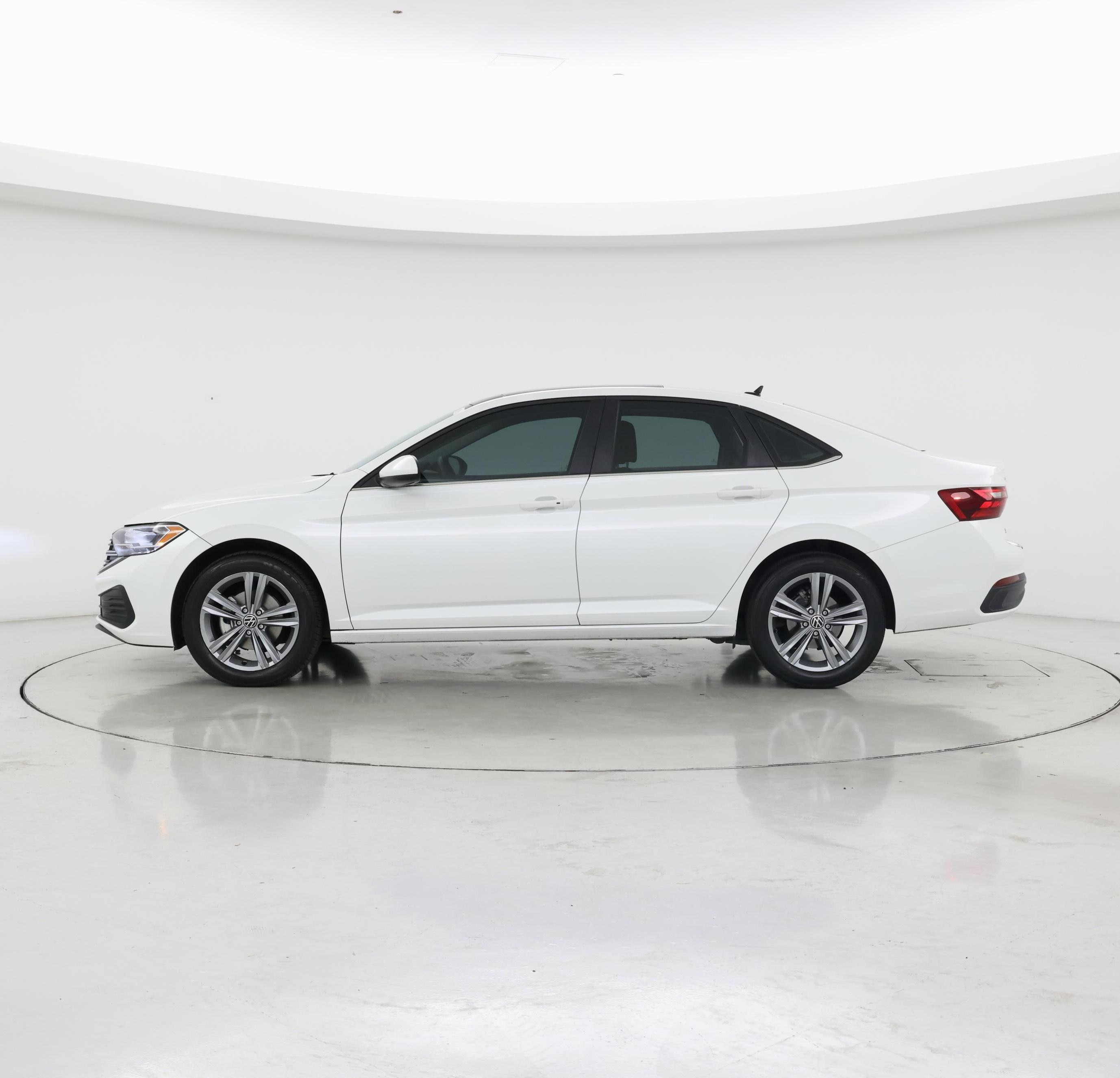 Thumbnail: 2023 Volkswagen Jetta - 3