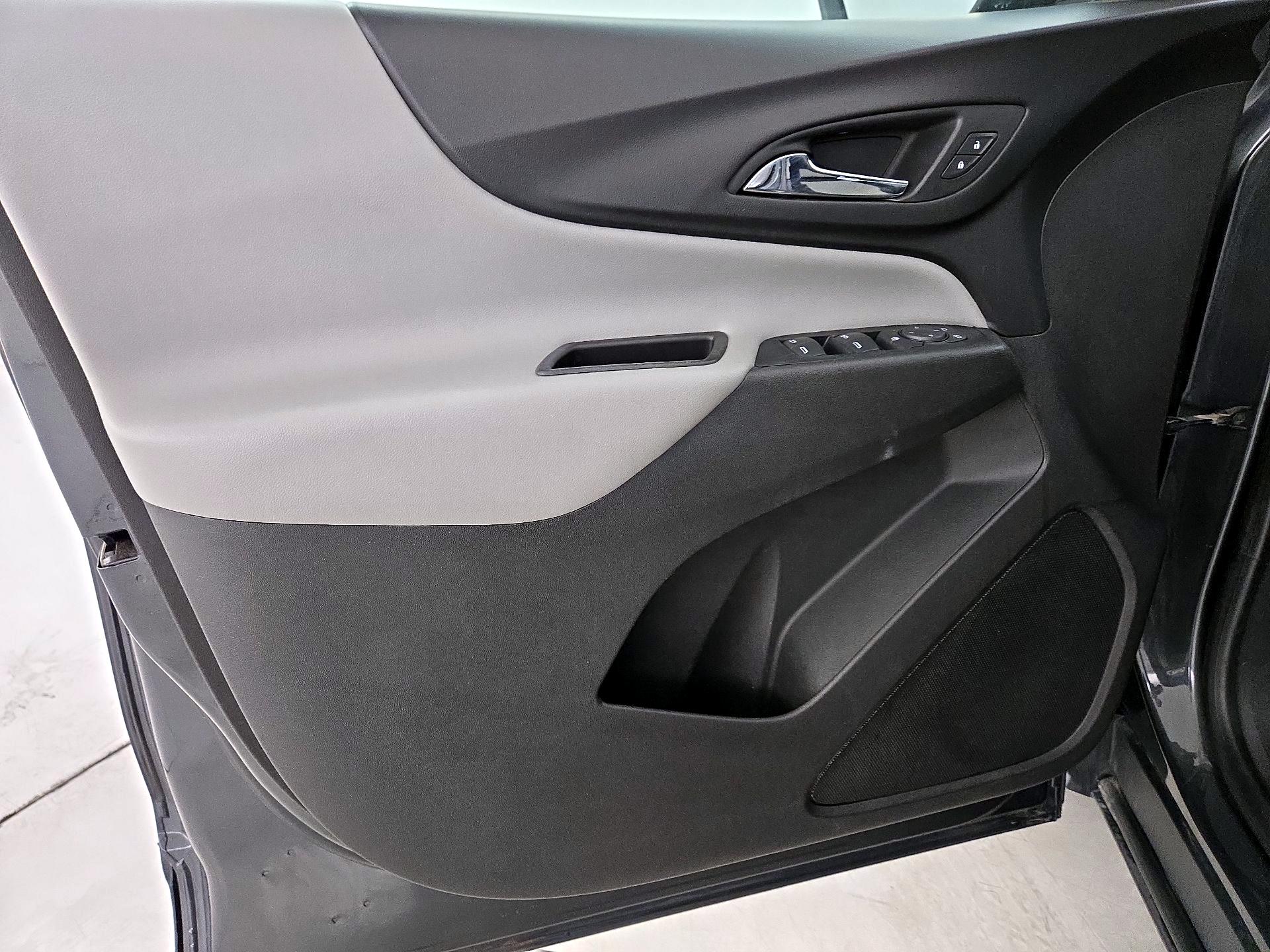 Thumbnail: 2019 Chevrolet Equinox - 12