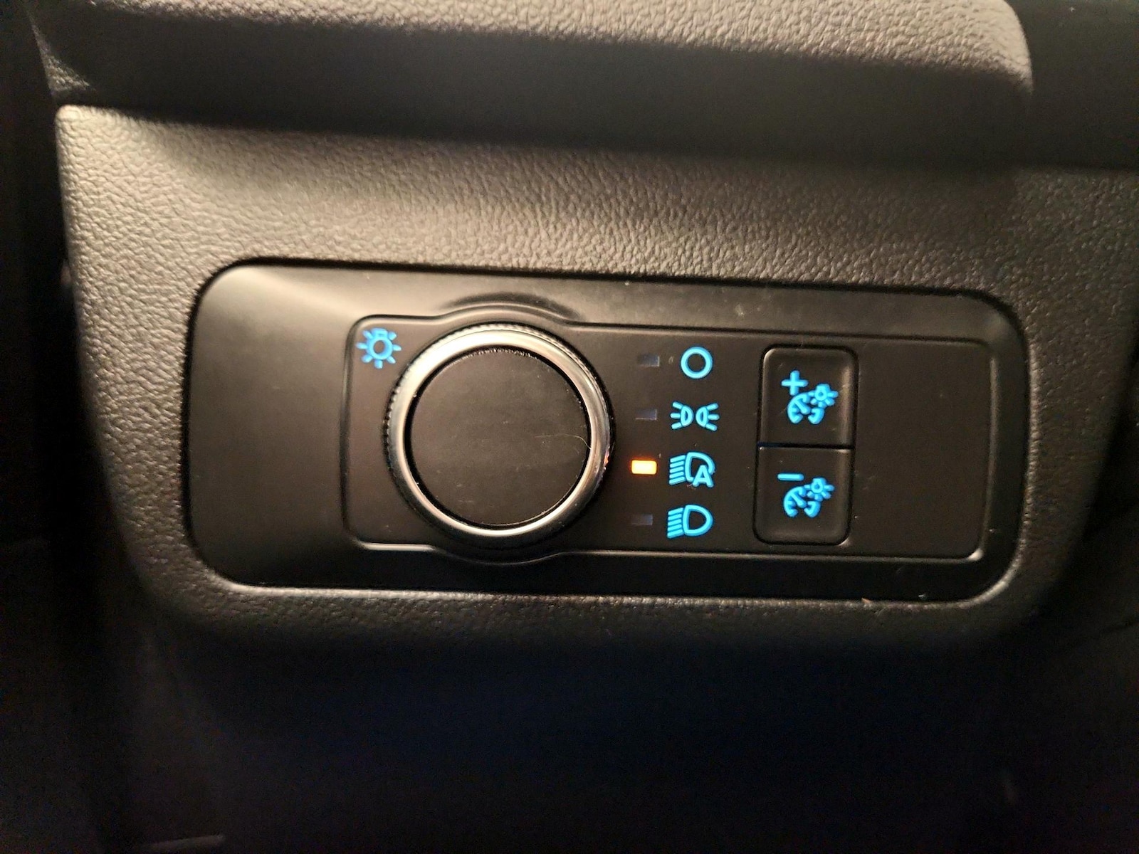 2020 Ford Escape SE - Photo 14