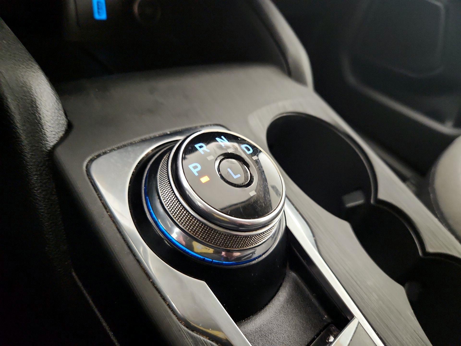 Thumbnail: 2020 Ford Escape - 17