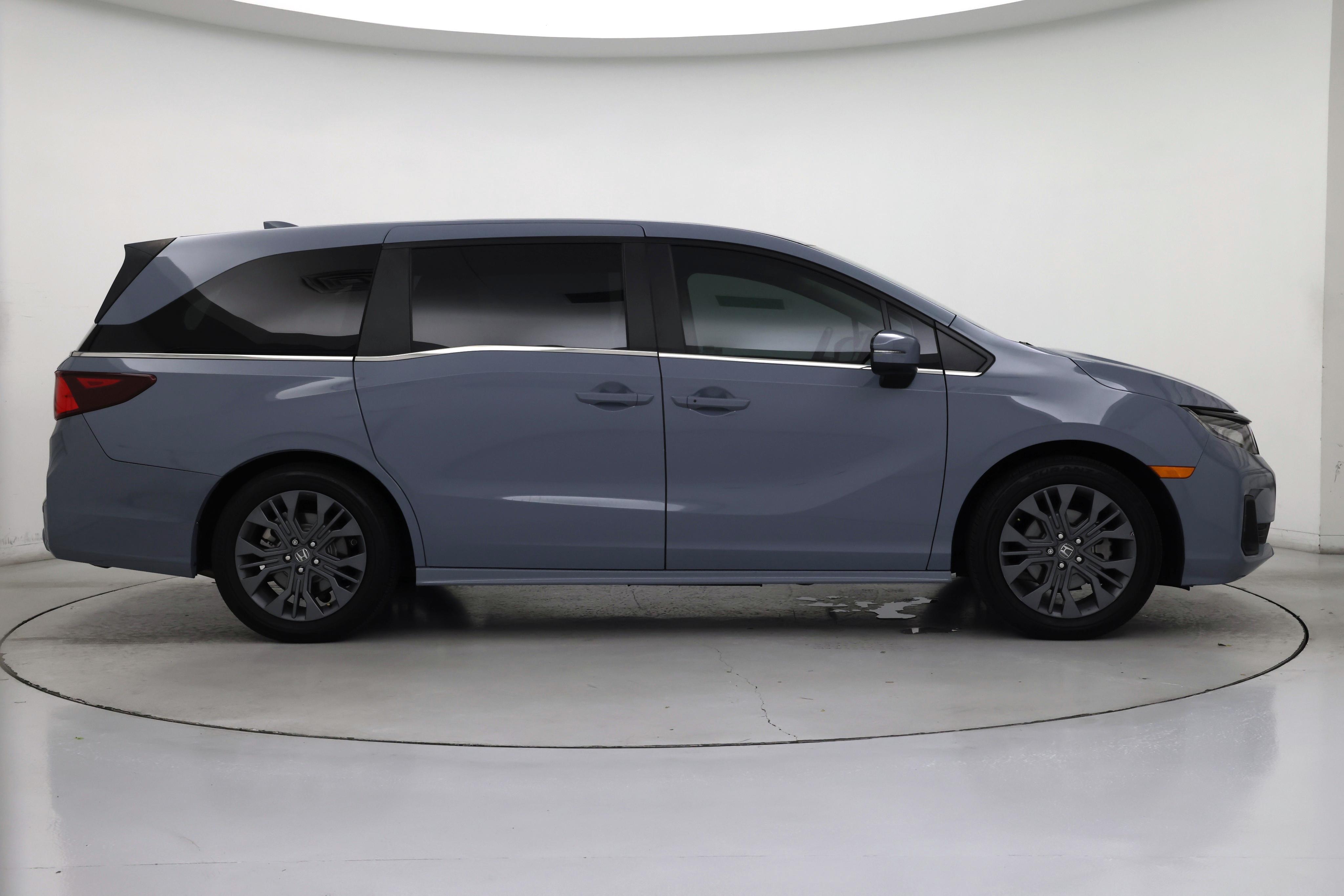 Thumbnail: 2025 Honda Odyssey - 7
