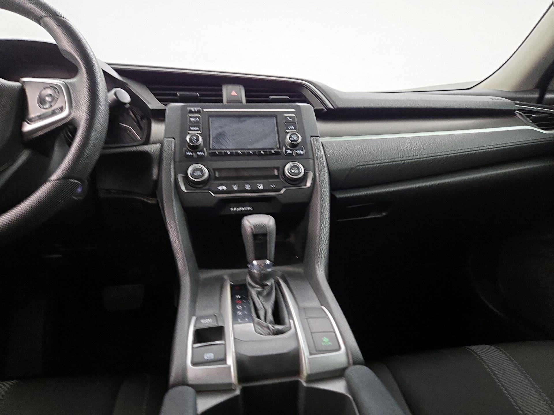 Thumbnail: 2019 Honda Civic - 9