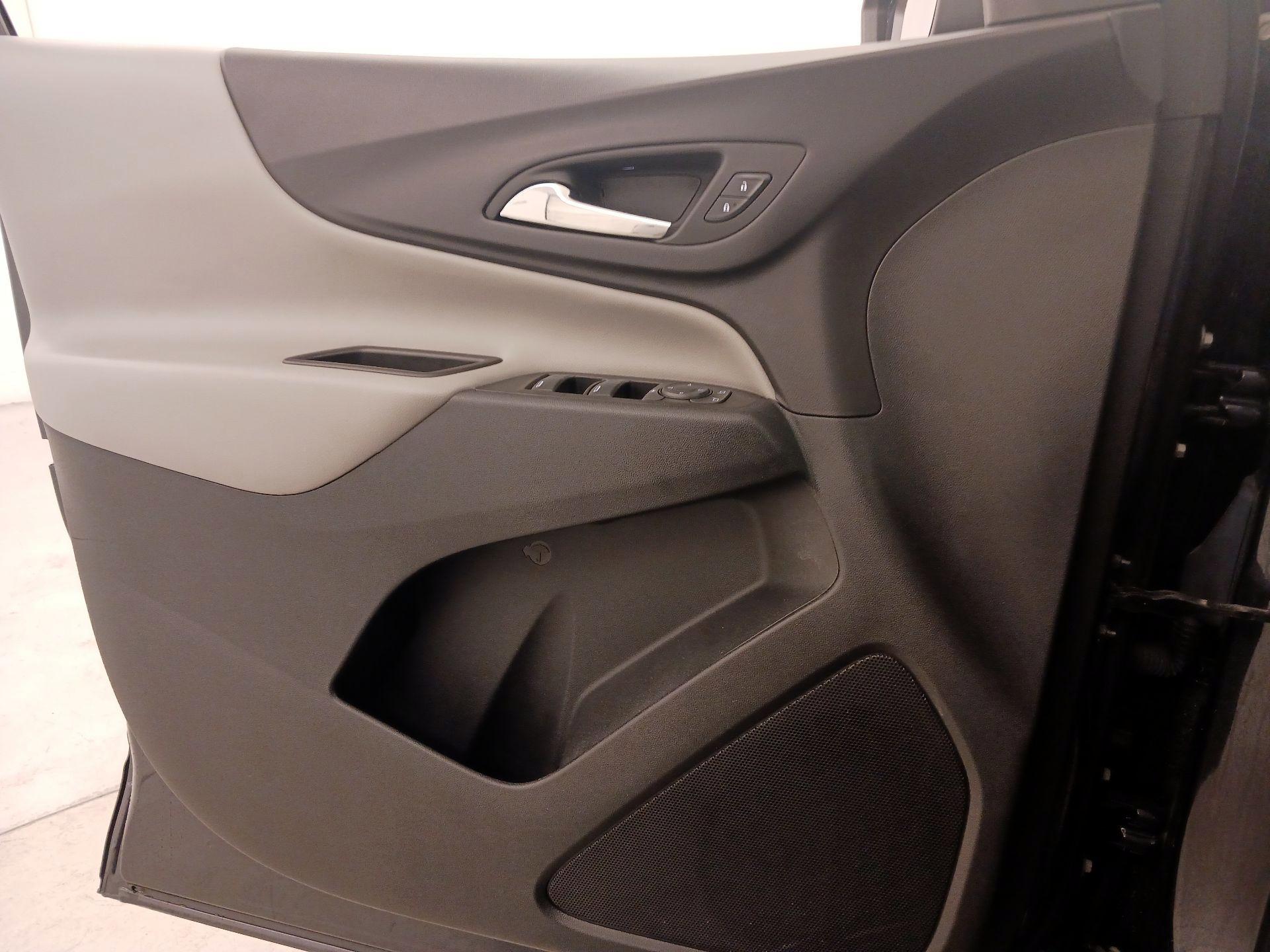 Thumbnail: 2022 Chevrolet Equinox - 12