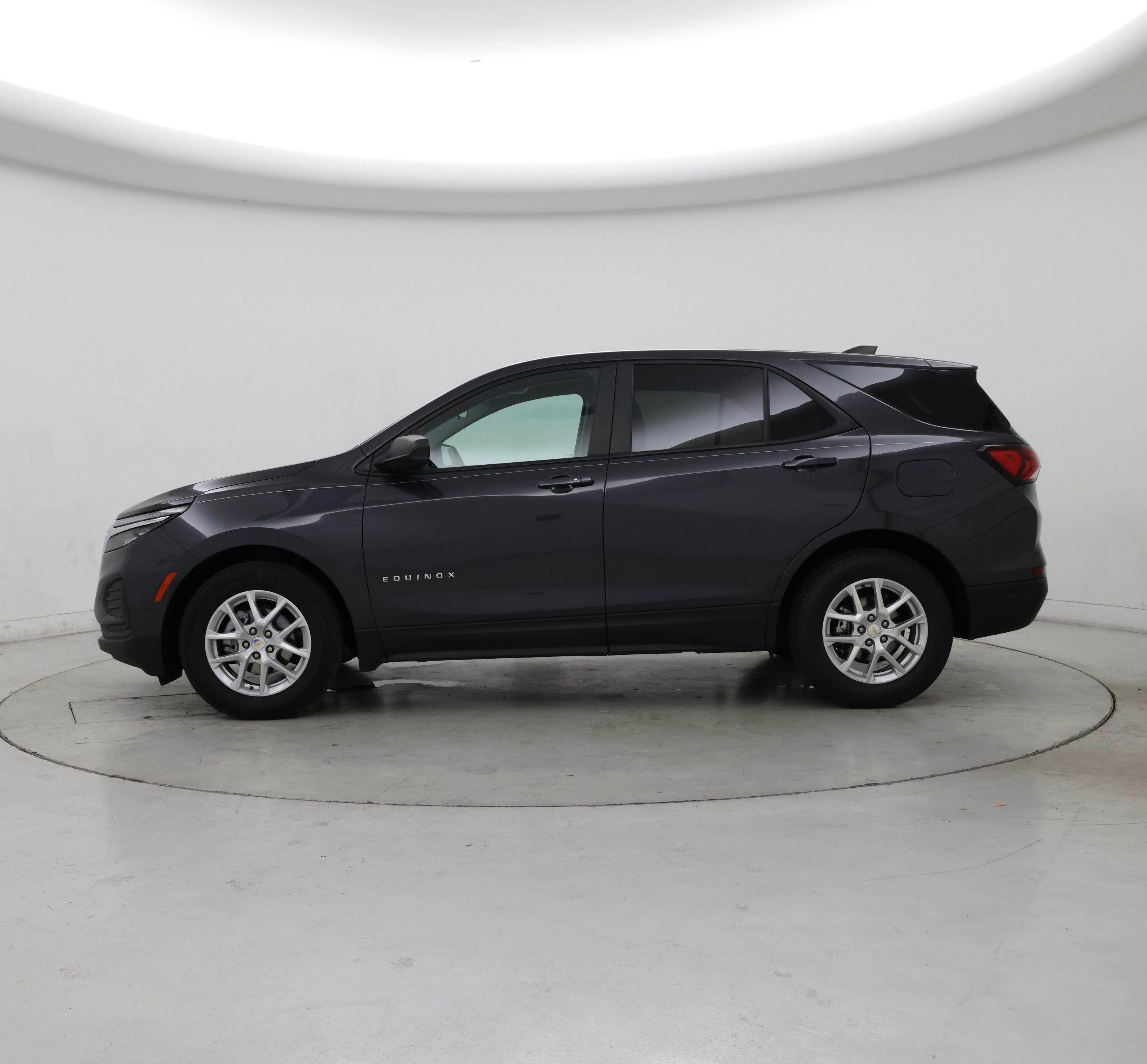 Thumbnail: 2022 Chevrolet Equinox - 3