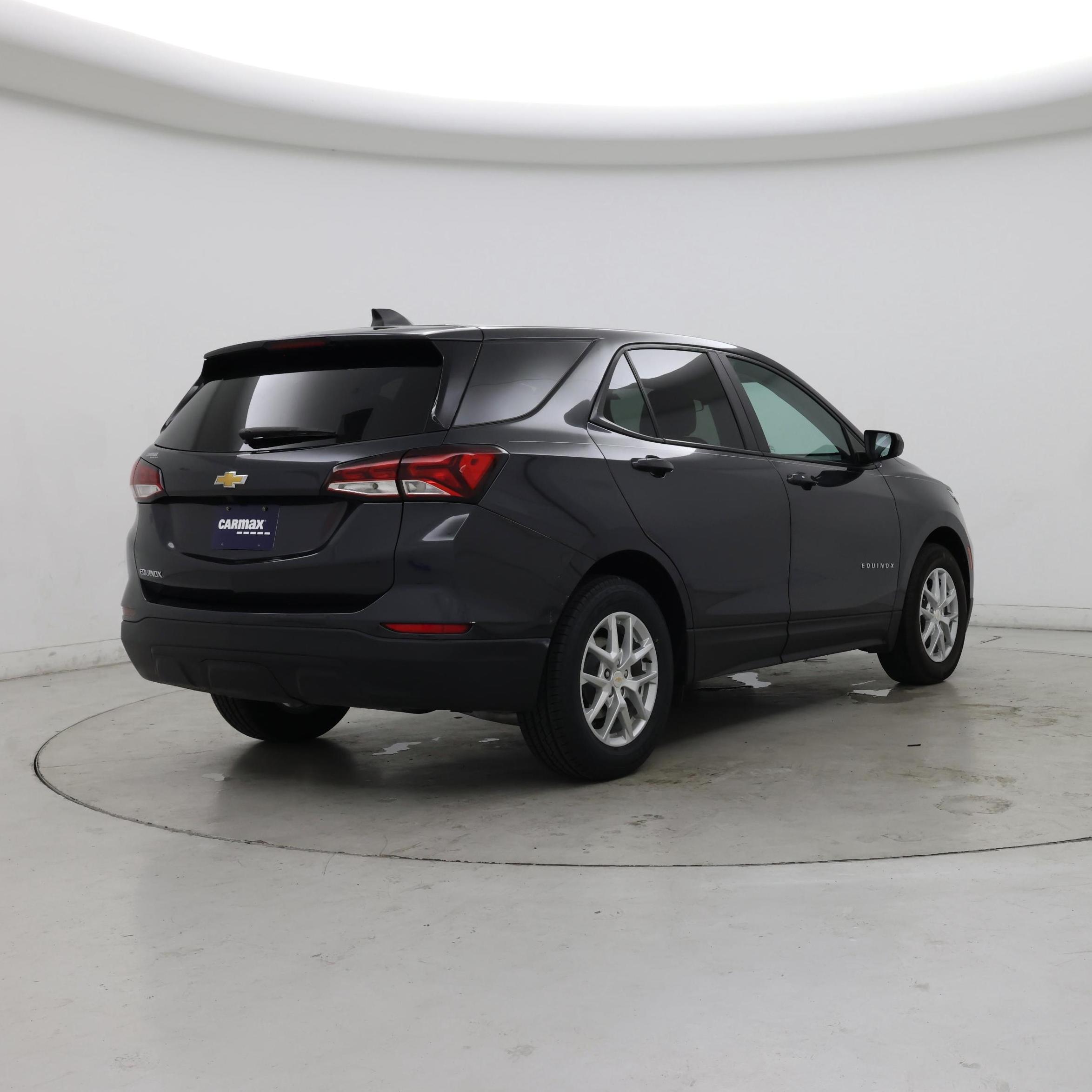 Thumbnail: 2022 Chevrolet Equinox - 8