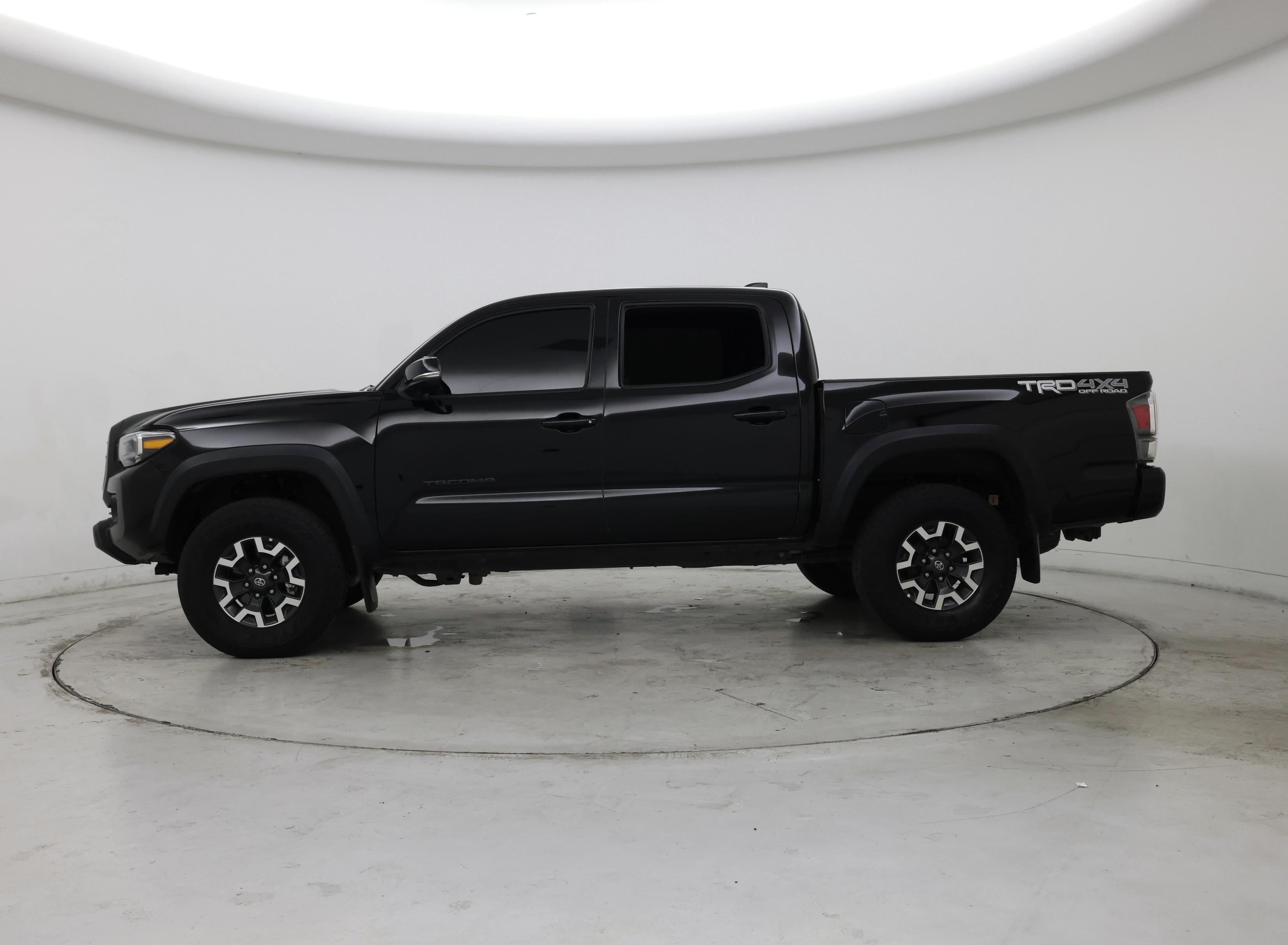 Thumbnail: 2023 Toyota Tacoma - 3