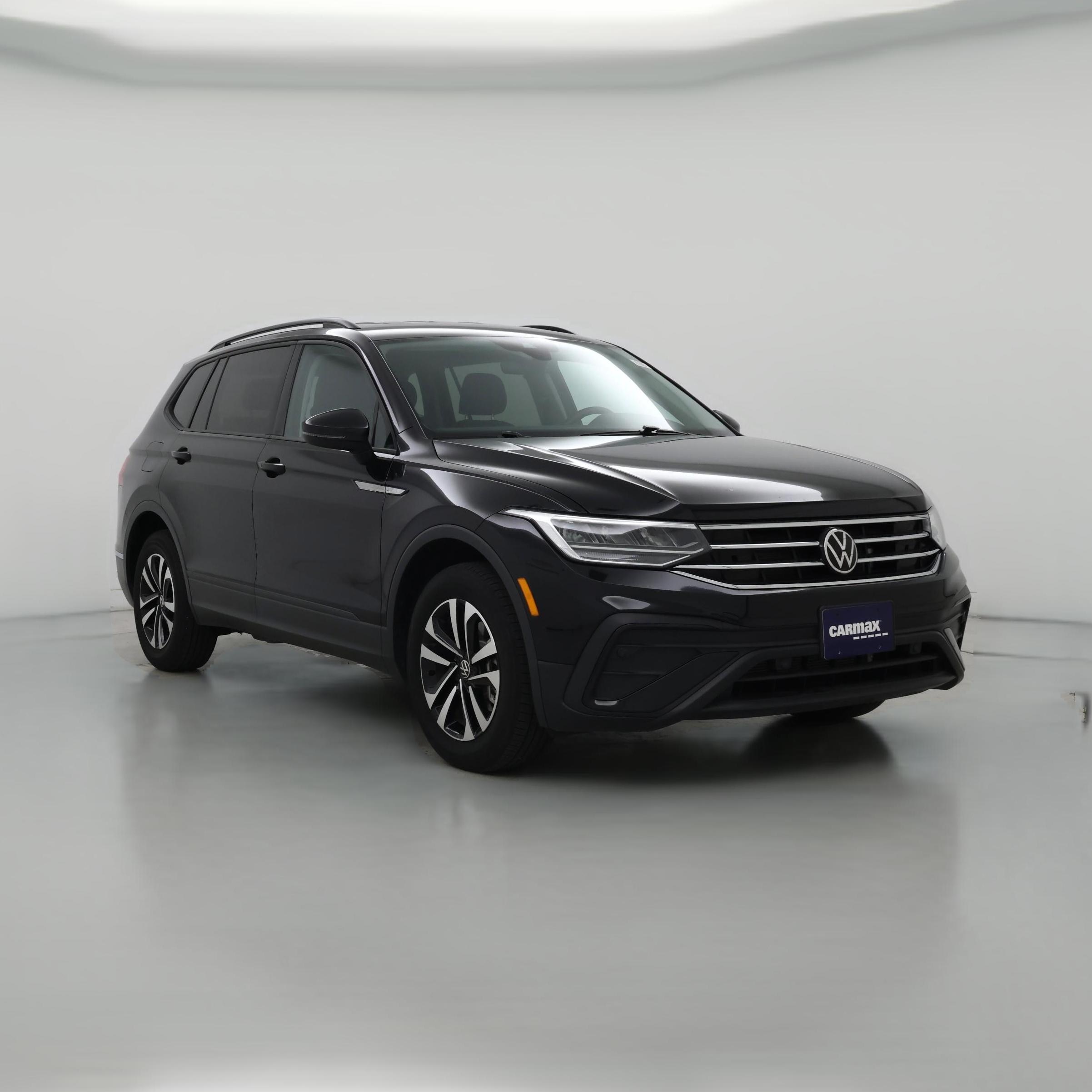 Thumbnail: 2023 Volkswagen Tiguan - 1