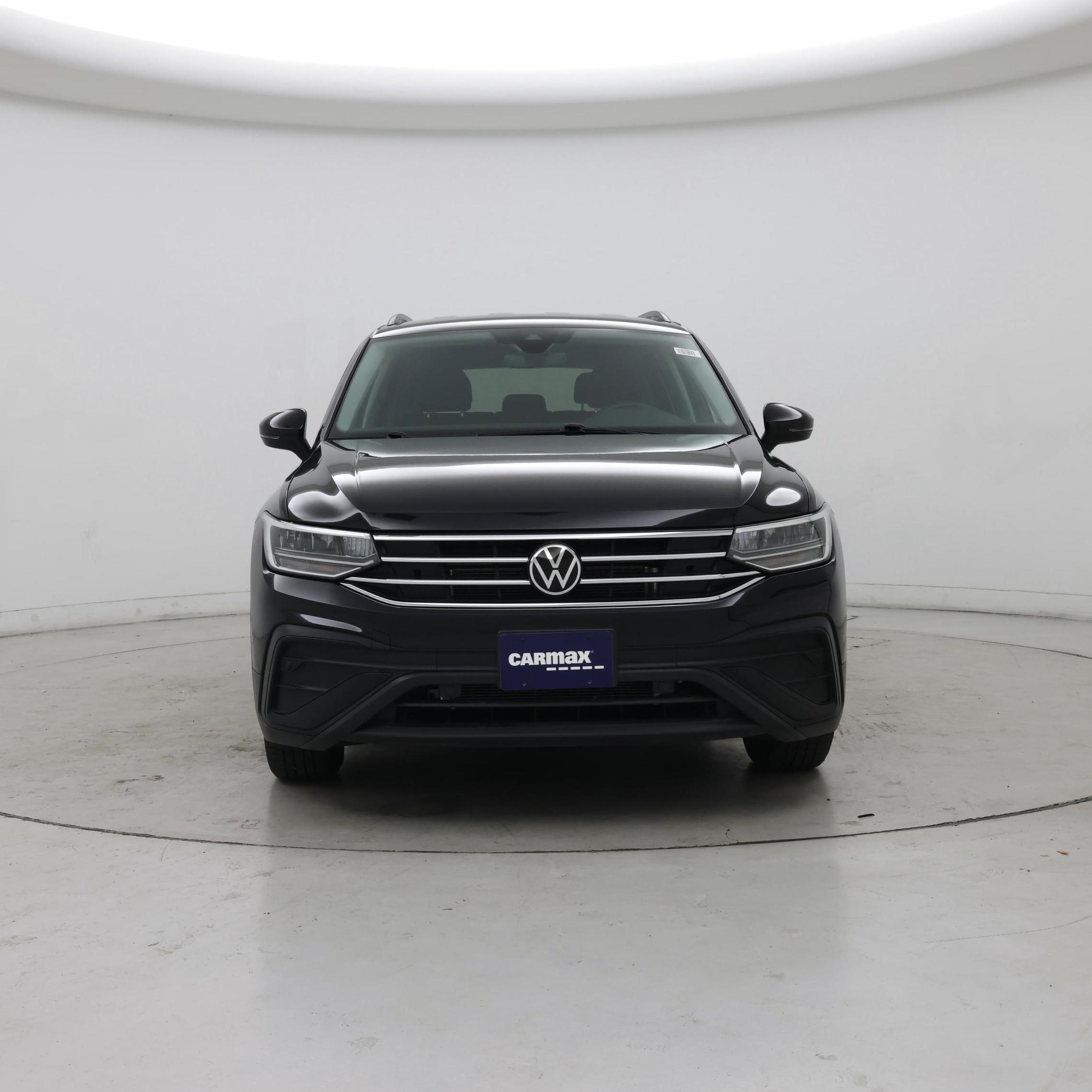 Thumbnail: 2023 Volkswagen Tiguan - 5