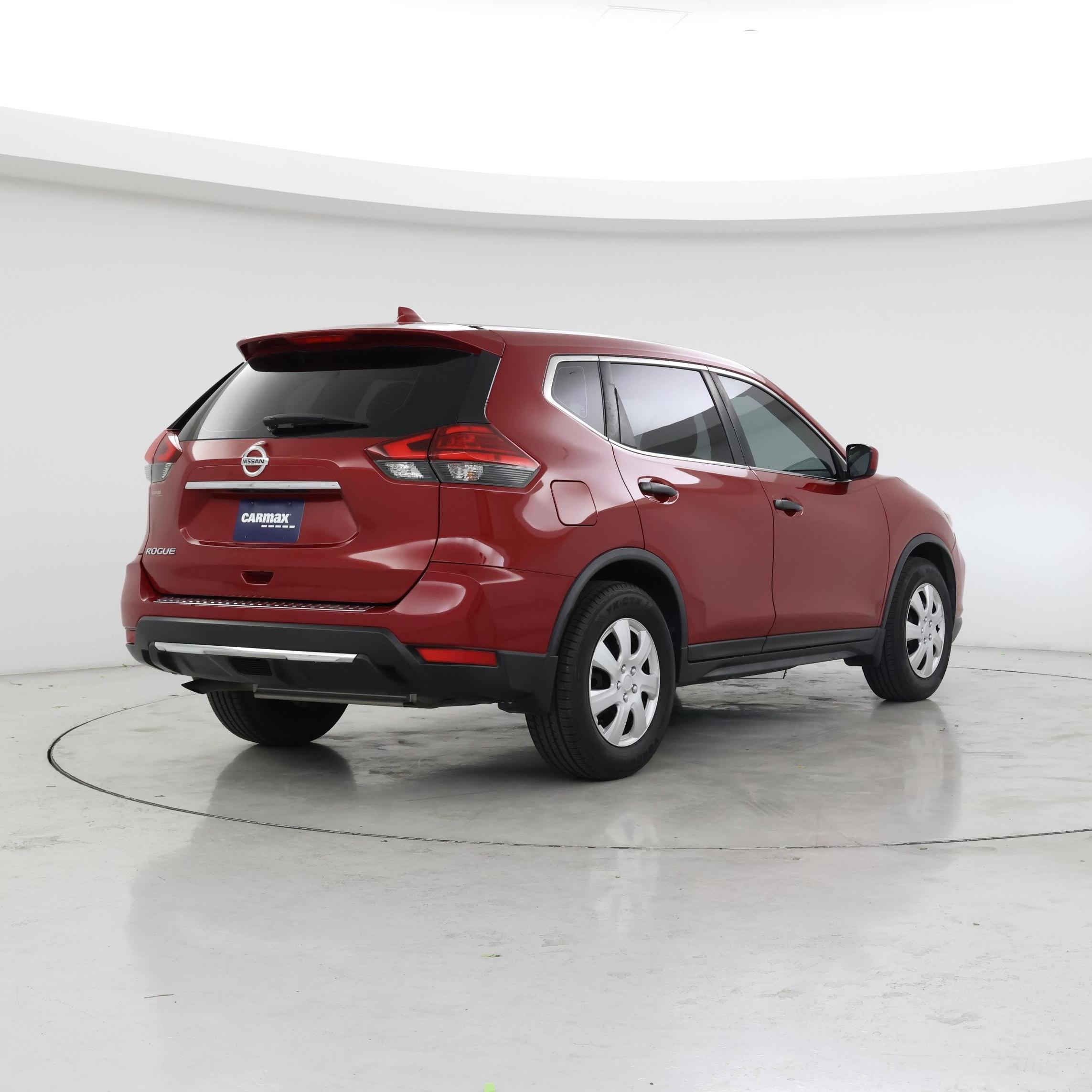 Thumbnail: 2017 Nissan Rogue - 8