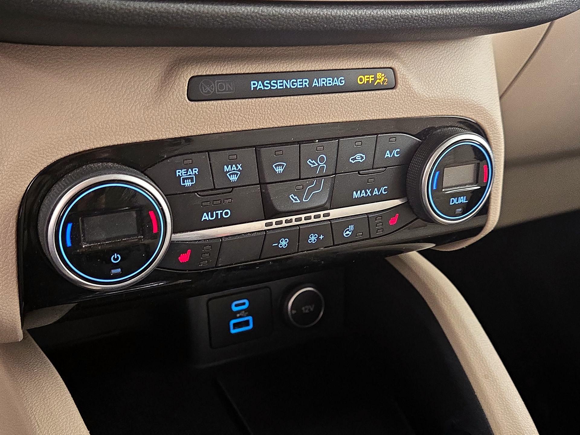 Thumbnail: 2021 Ford Escape - 17