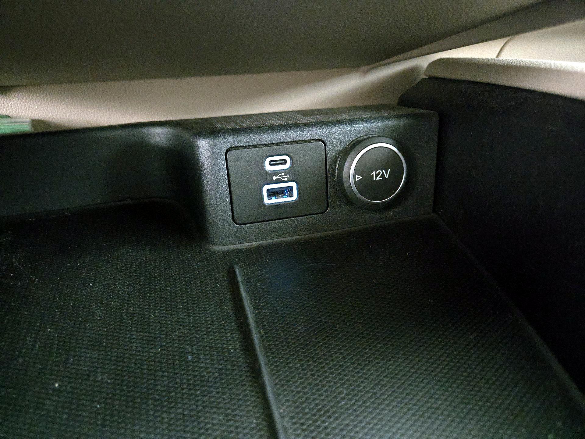 Thumbnail: 2021 Ford Escape - 19