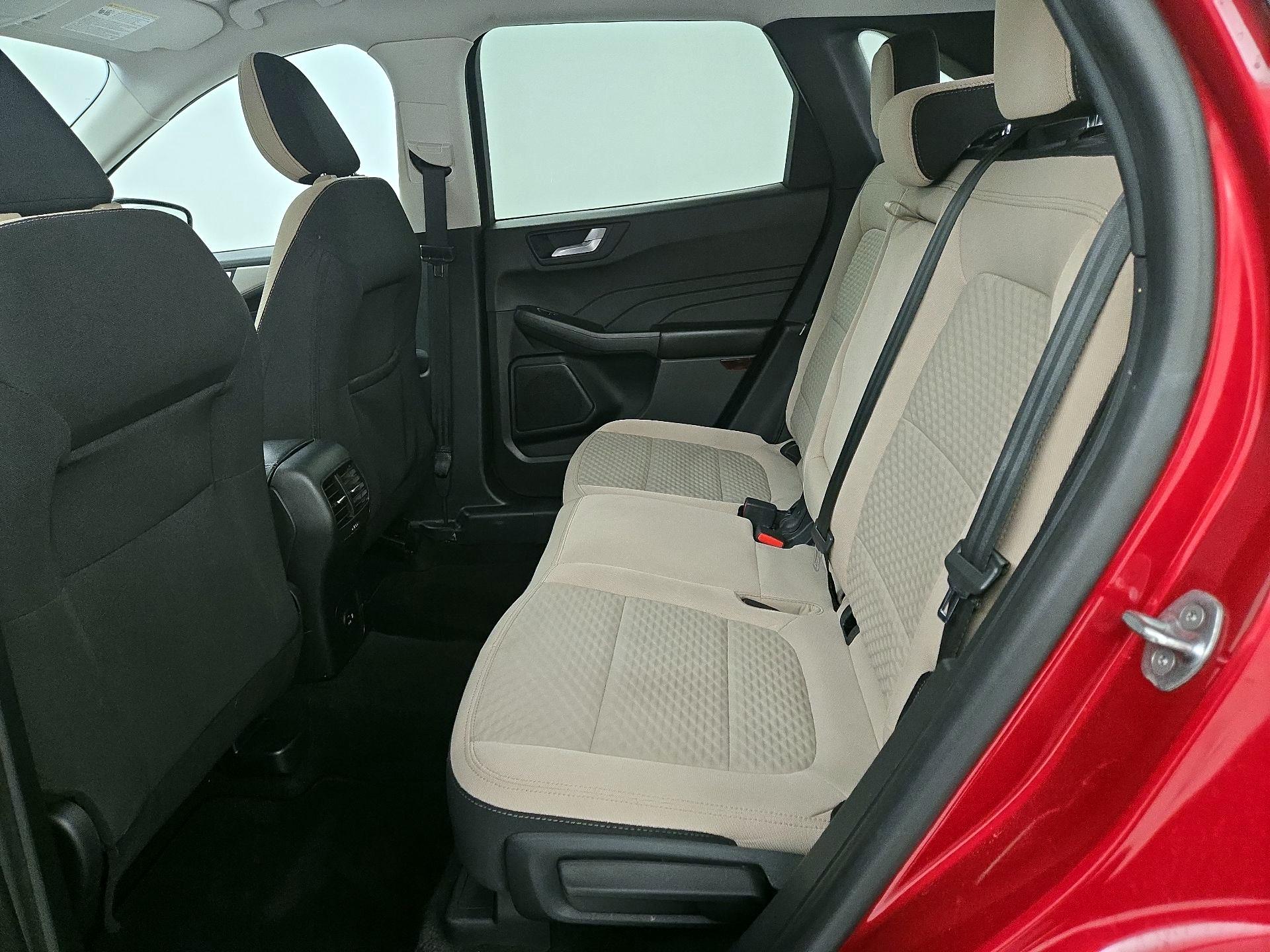 Thumbnail: 2021 Ford Escape - 20