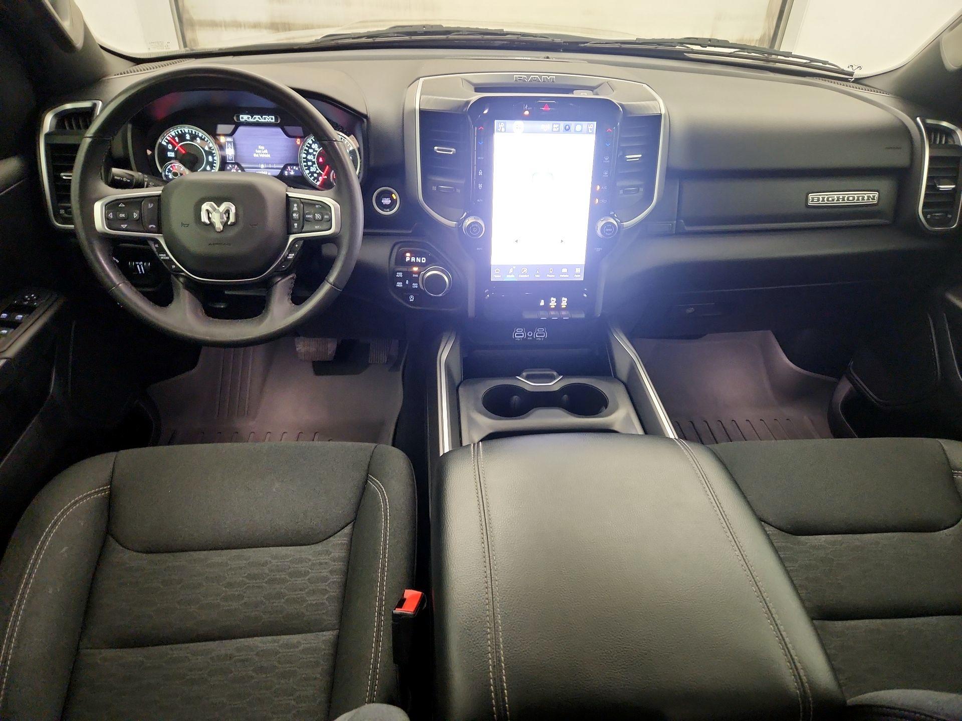 Thumbnail: 2025 RAM 1500 - 9