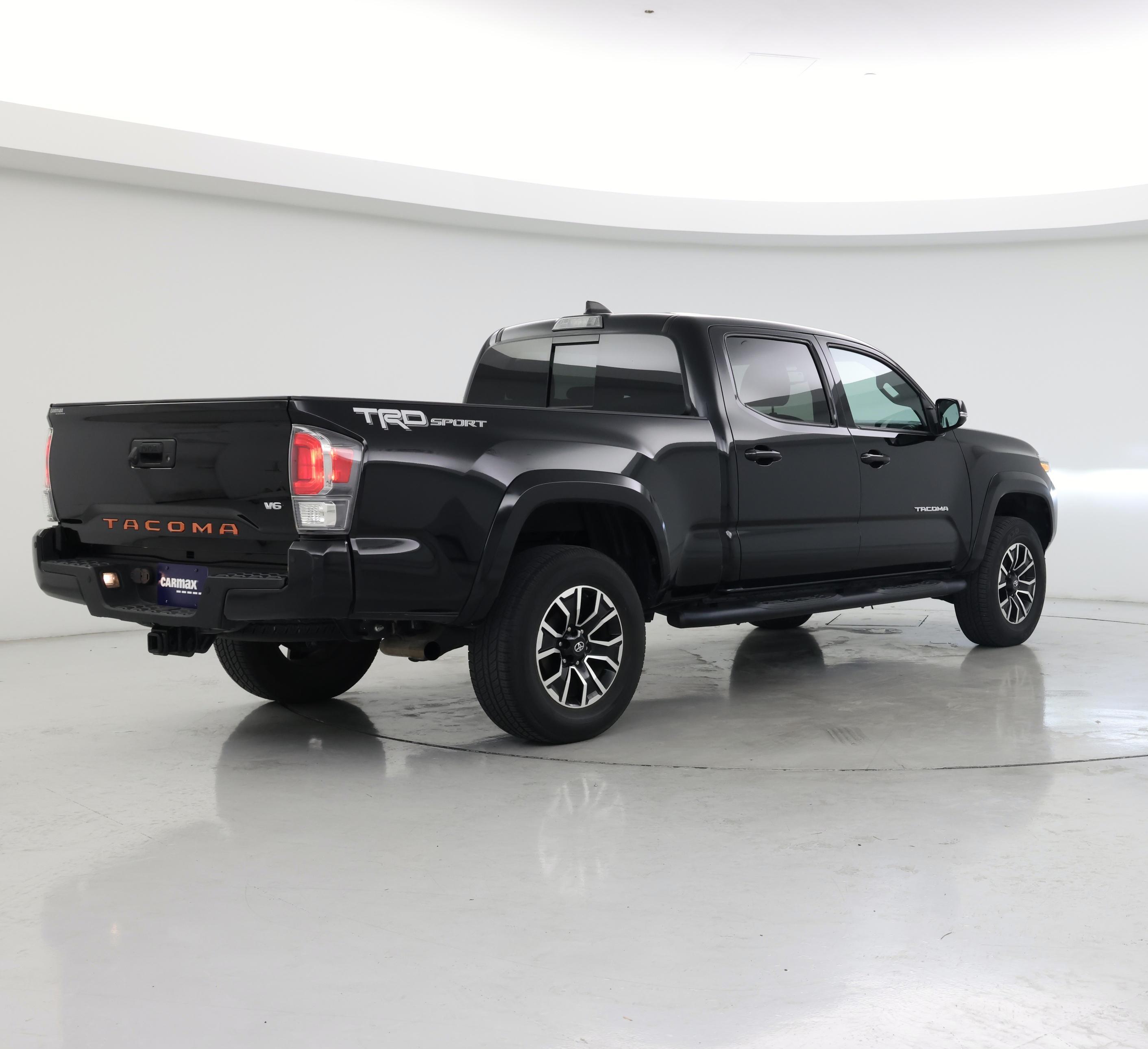 Thumbnail: 2022 Toyota Tacoma - 8