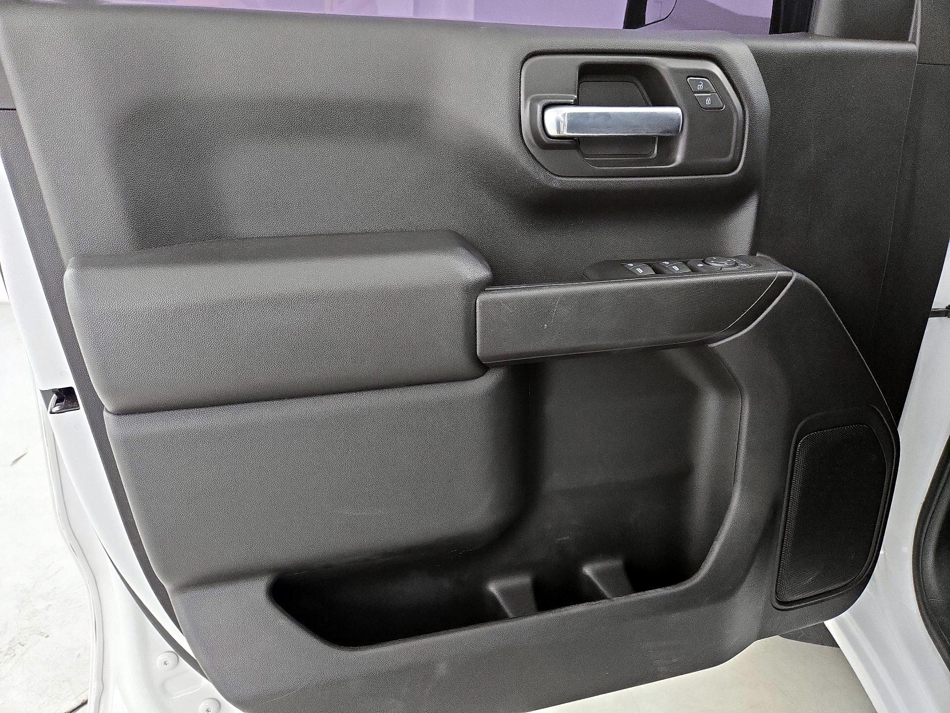 Thumbnail: 2022 Chevrolet Silverado 1500 - 12