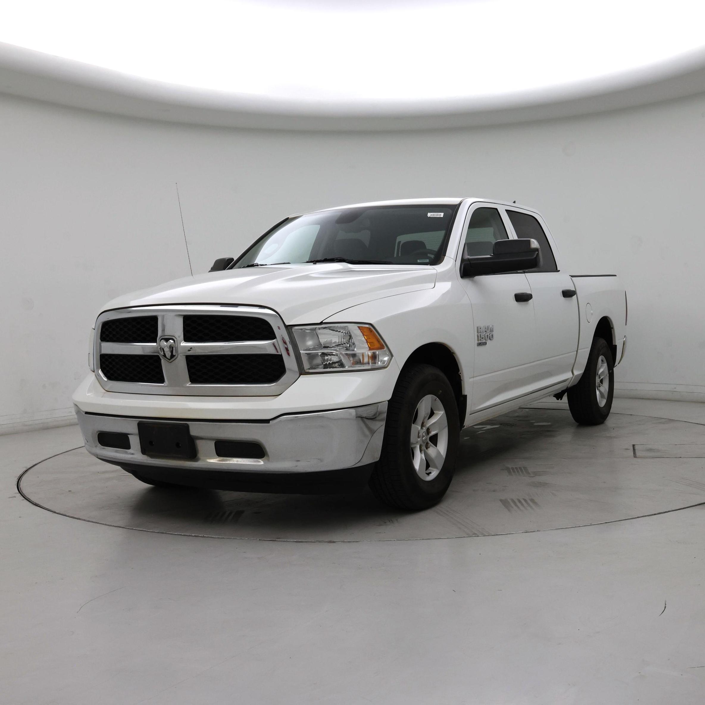 Thumbnail: 2023 RAM 1500 Classic - 4