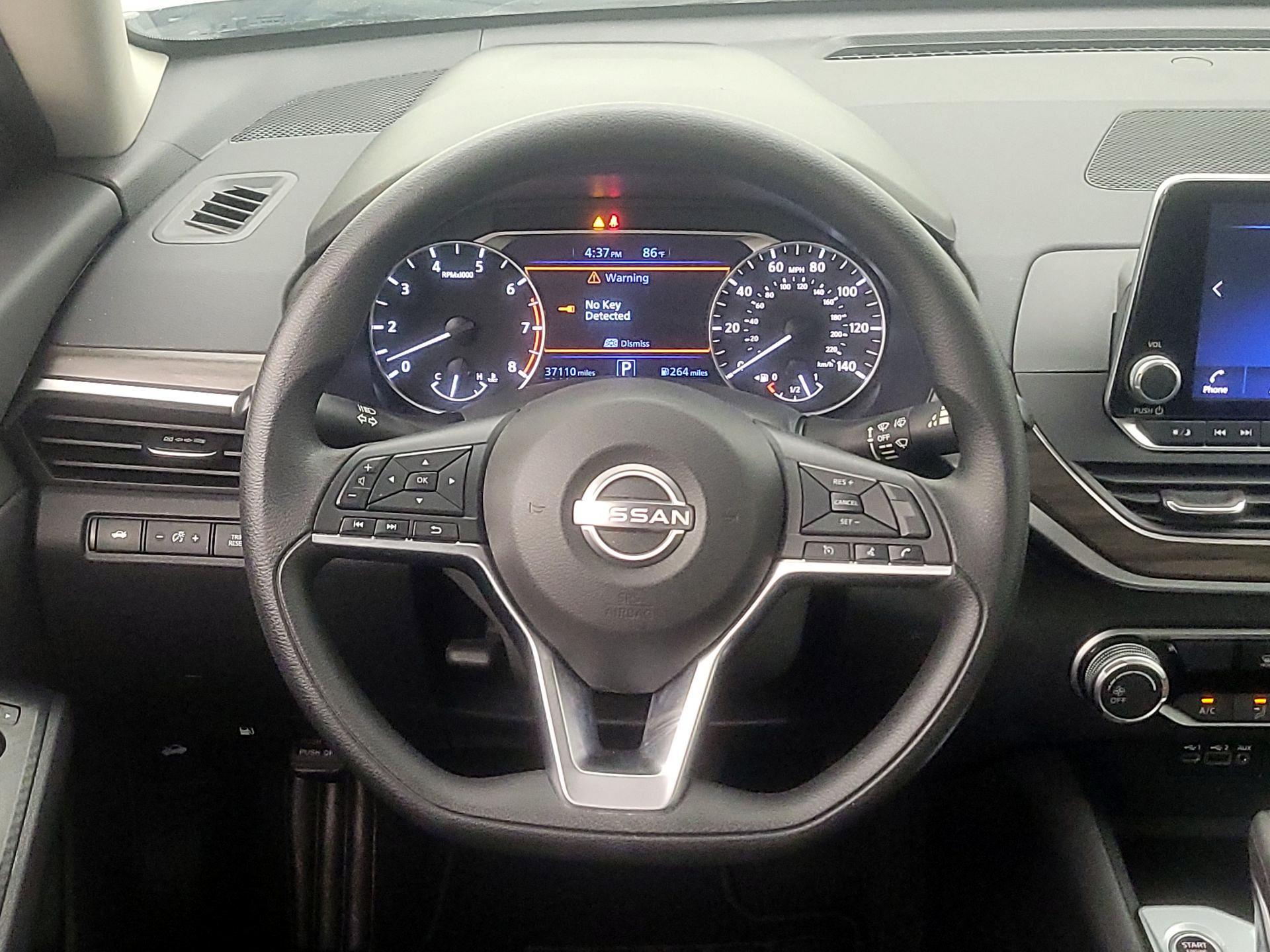 Thumbnail: 2025 Nissan Altima - 10