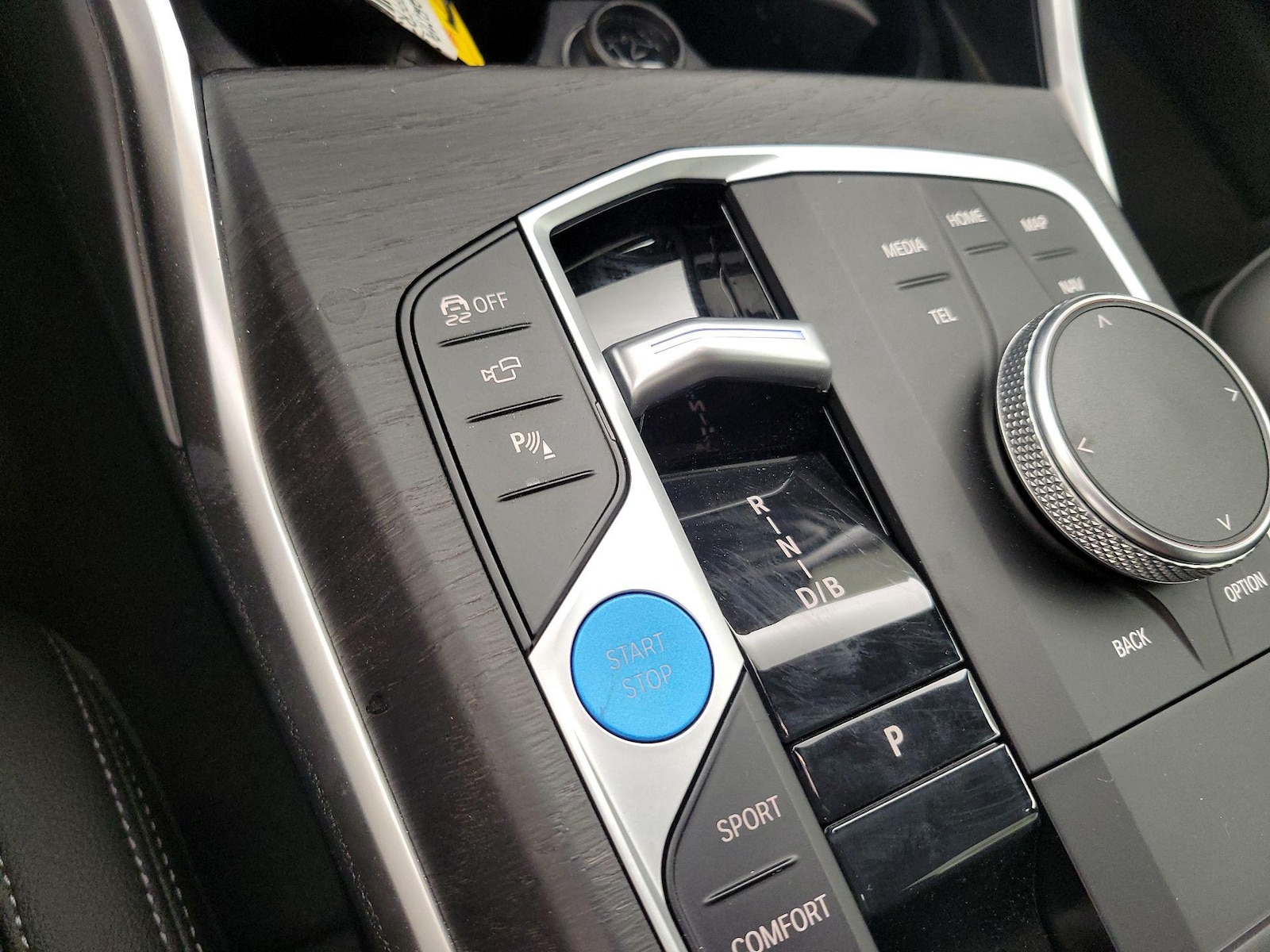 2023 BMW i4 35 - Photo 16