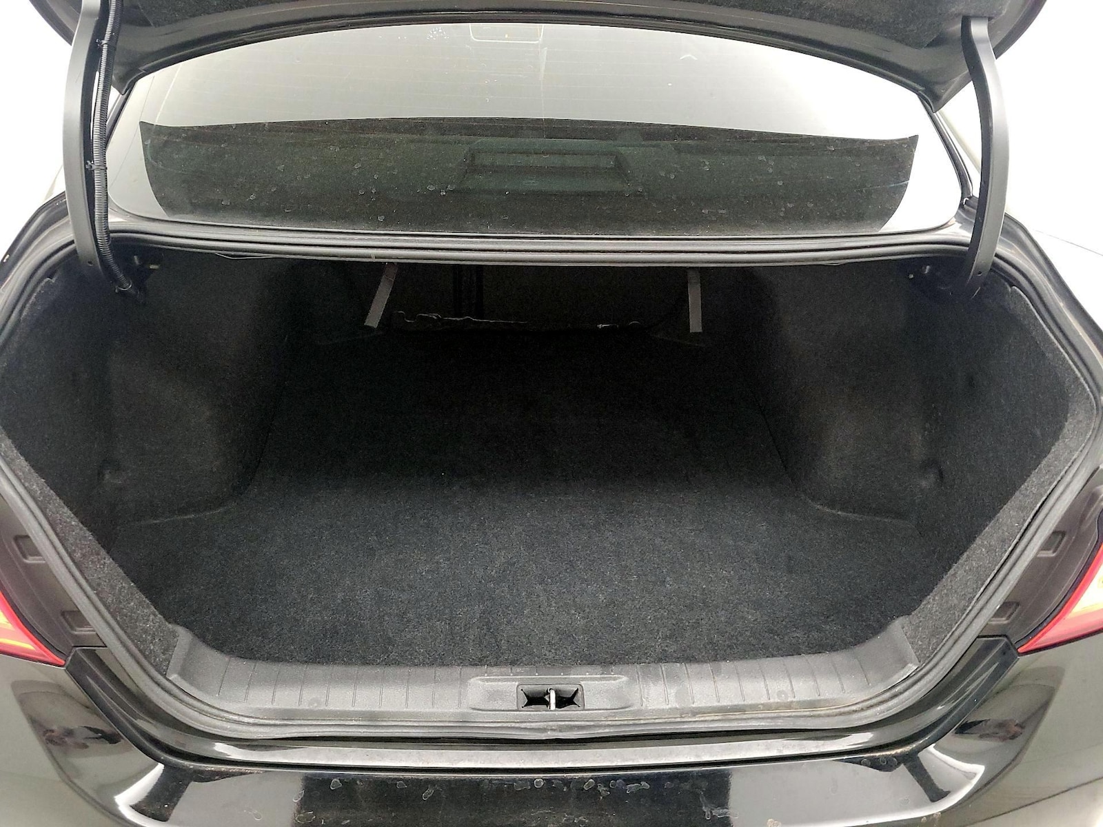 2025 Nissan Altima SV - Photo 21
