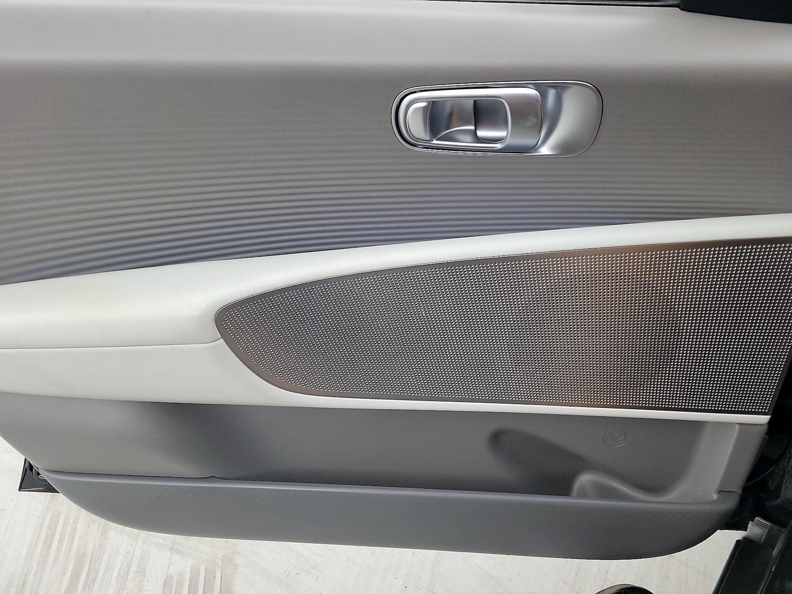 2023 Hyundai IONIQ 6 SEL - Photo 13