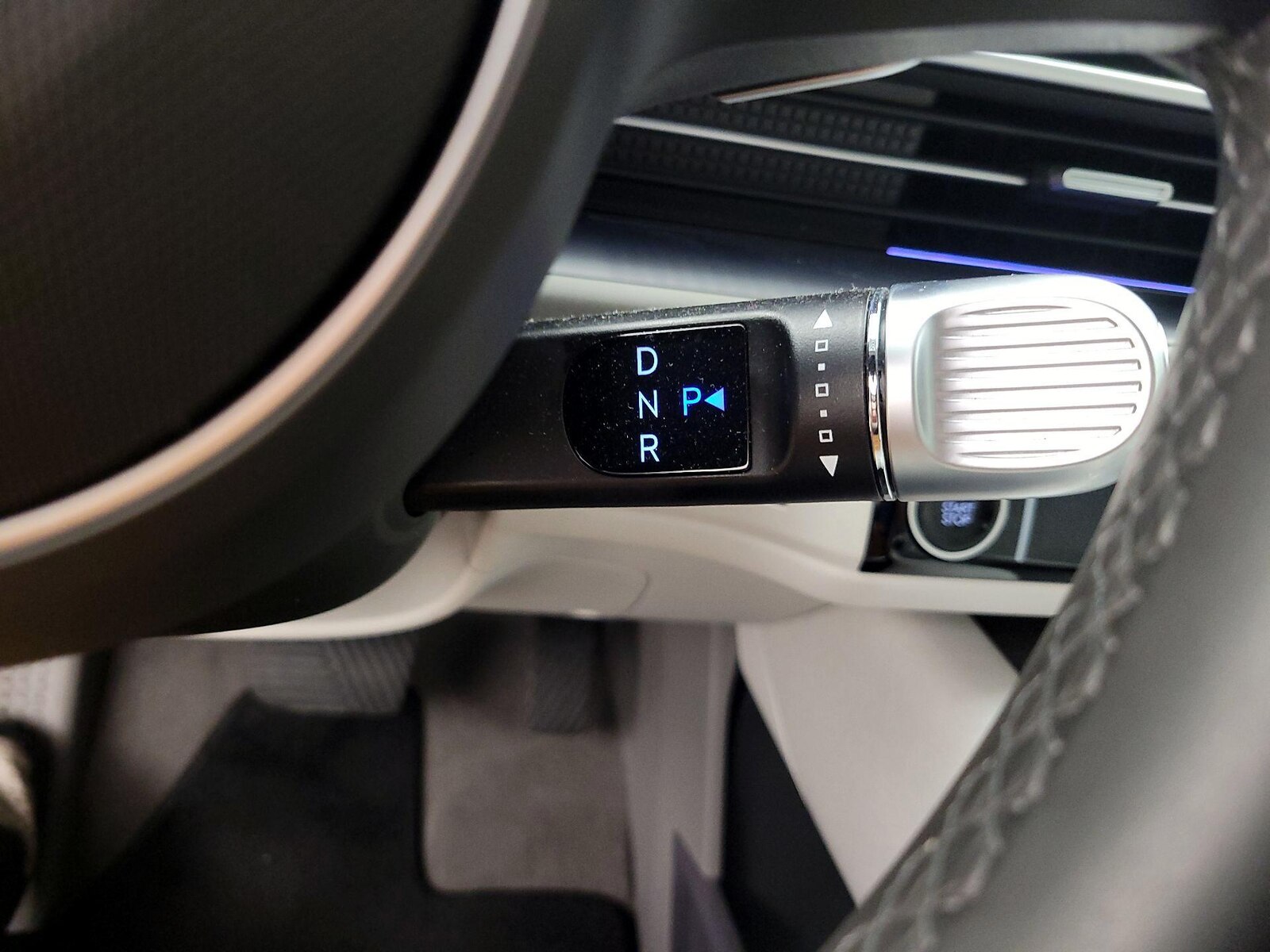 2023 Hyundai IONIQ 6 SEL - Photo 16