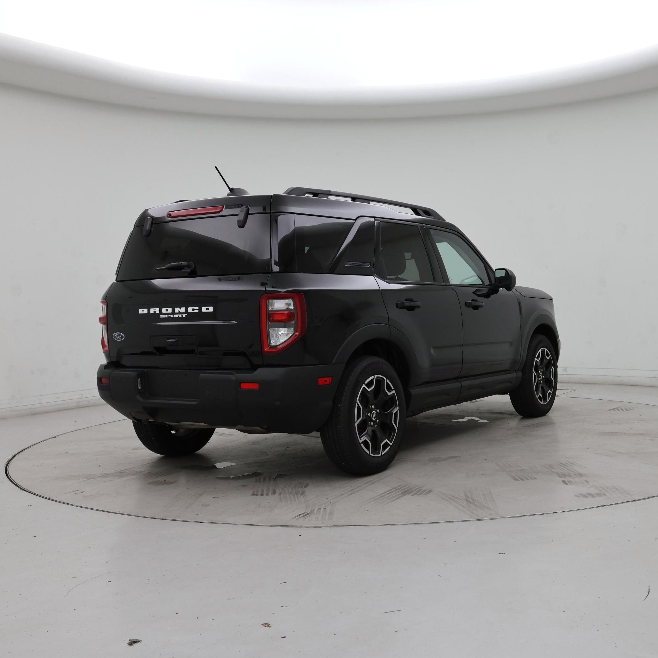 Thumbnail: 2025 Ford Bronco Sport - 8