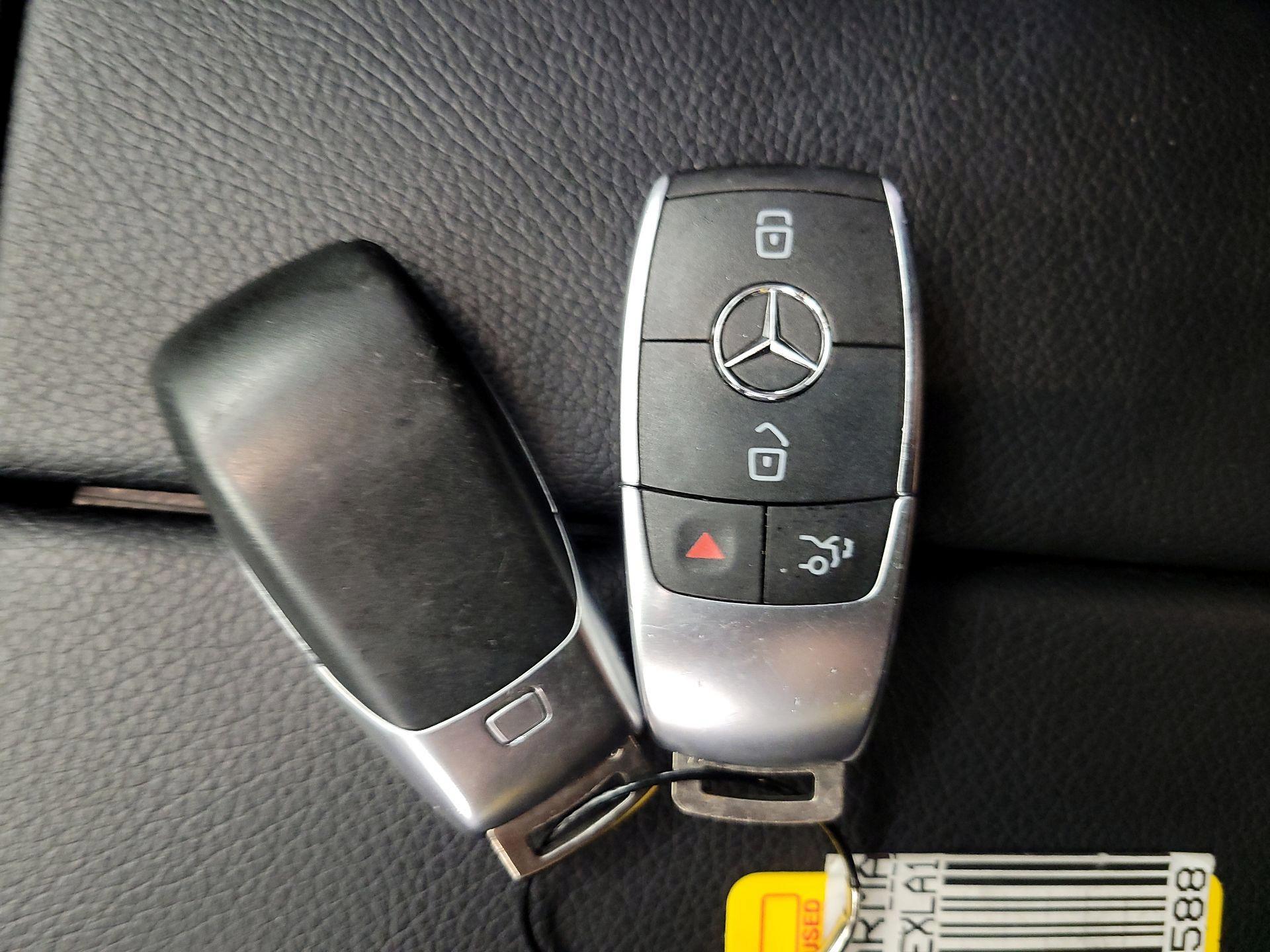 Thumbnail: 2020 Mercedes-Benz GLE - 19