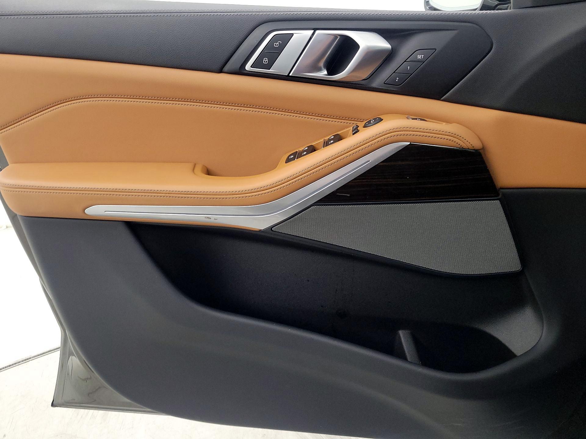Thumbnail: 2023 BMW X5 - 12