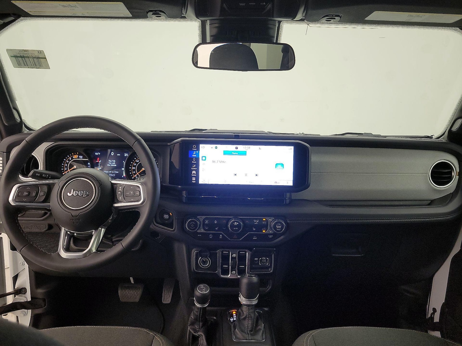 2025 Jeep Wrangler 4-Door Sahara - Photo 10