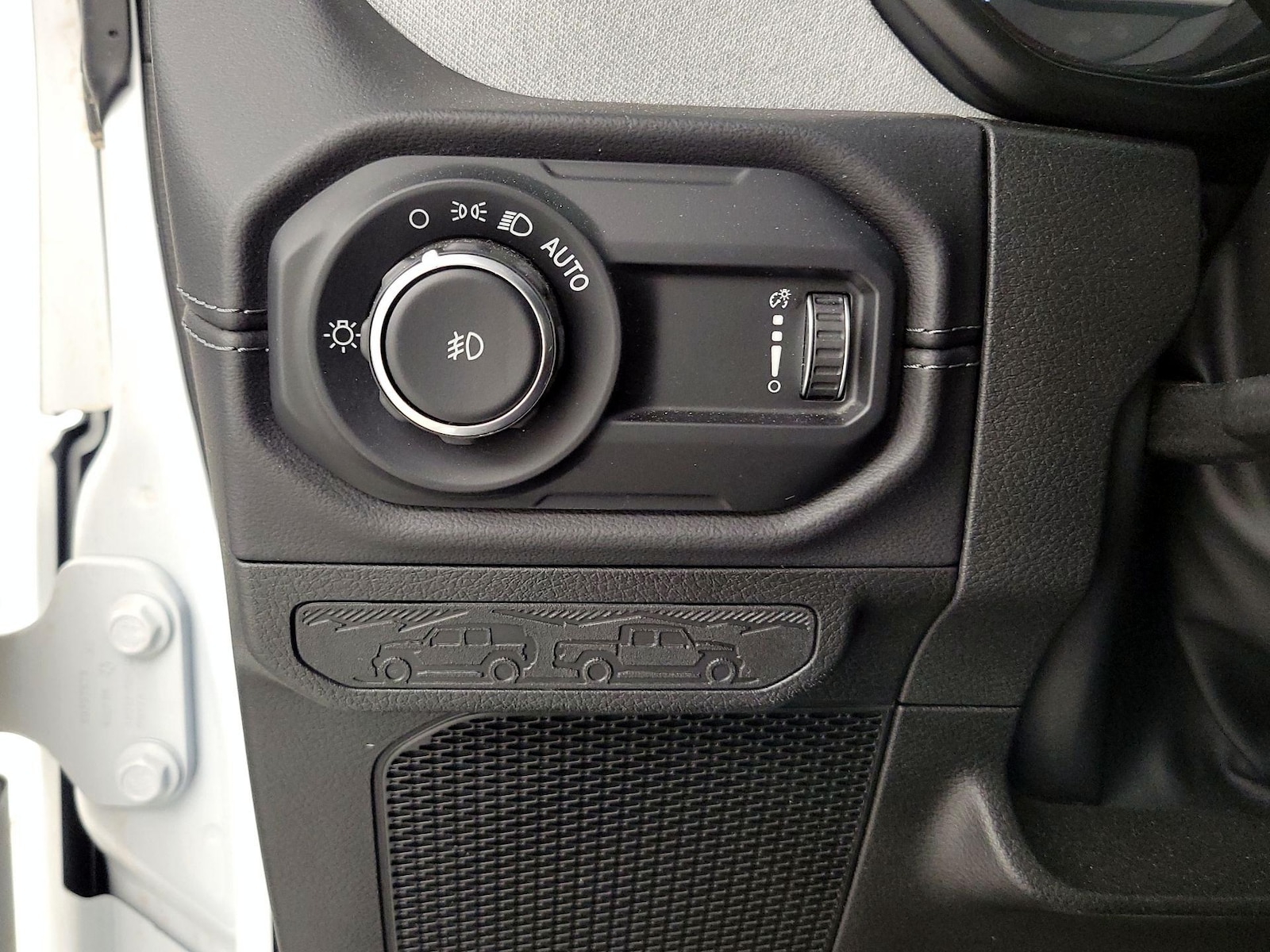 2025 Jeep Wrangler 4-Door Sahara - Photo 14