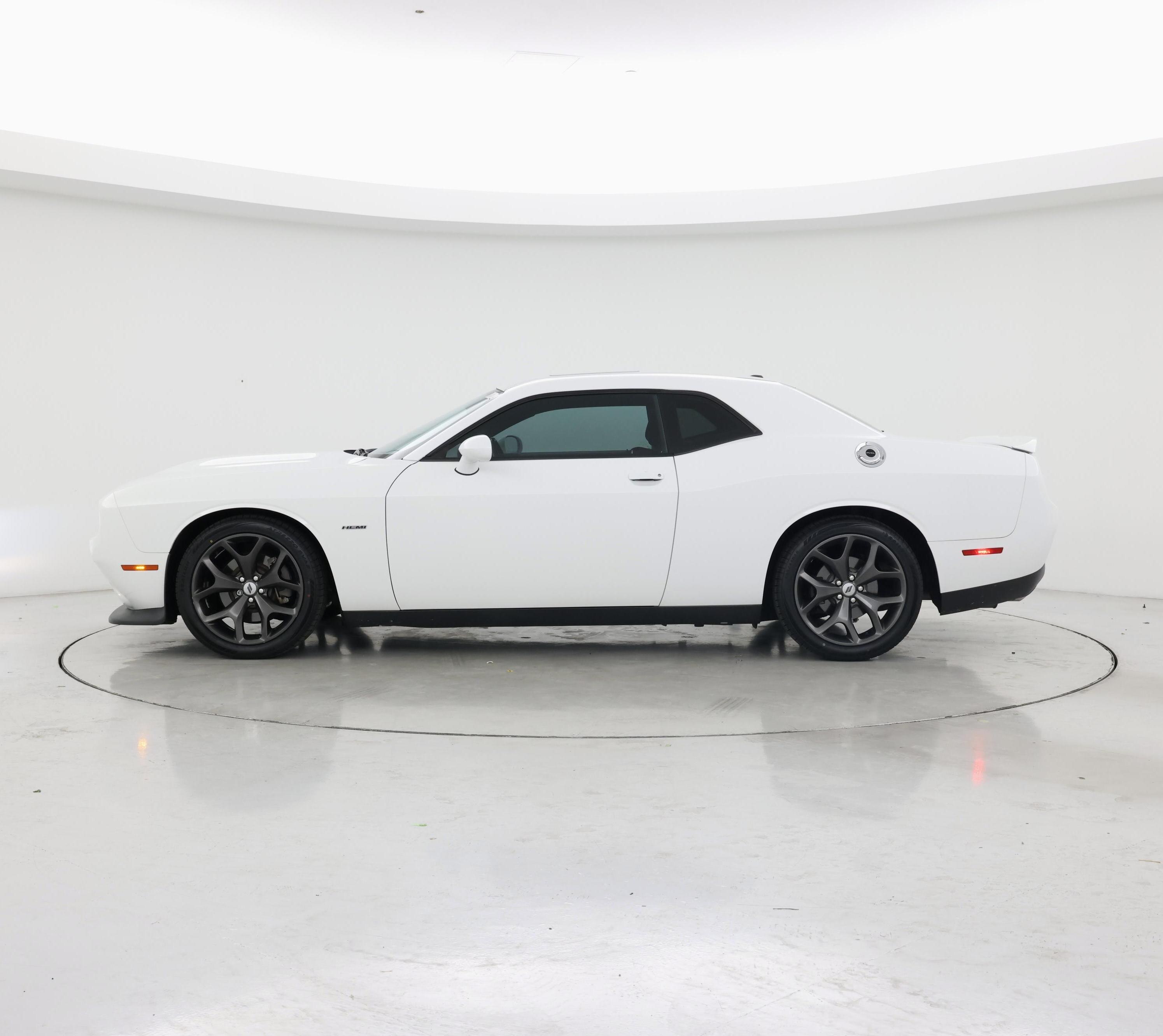 Thumbnail: 2019 Dodge Challenger - 3