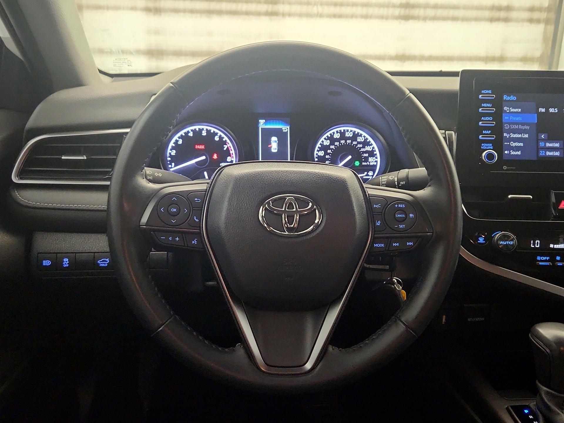 Thumbnail: 2023 Toyota Camry - 10