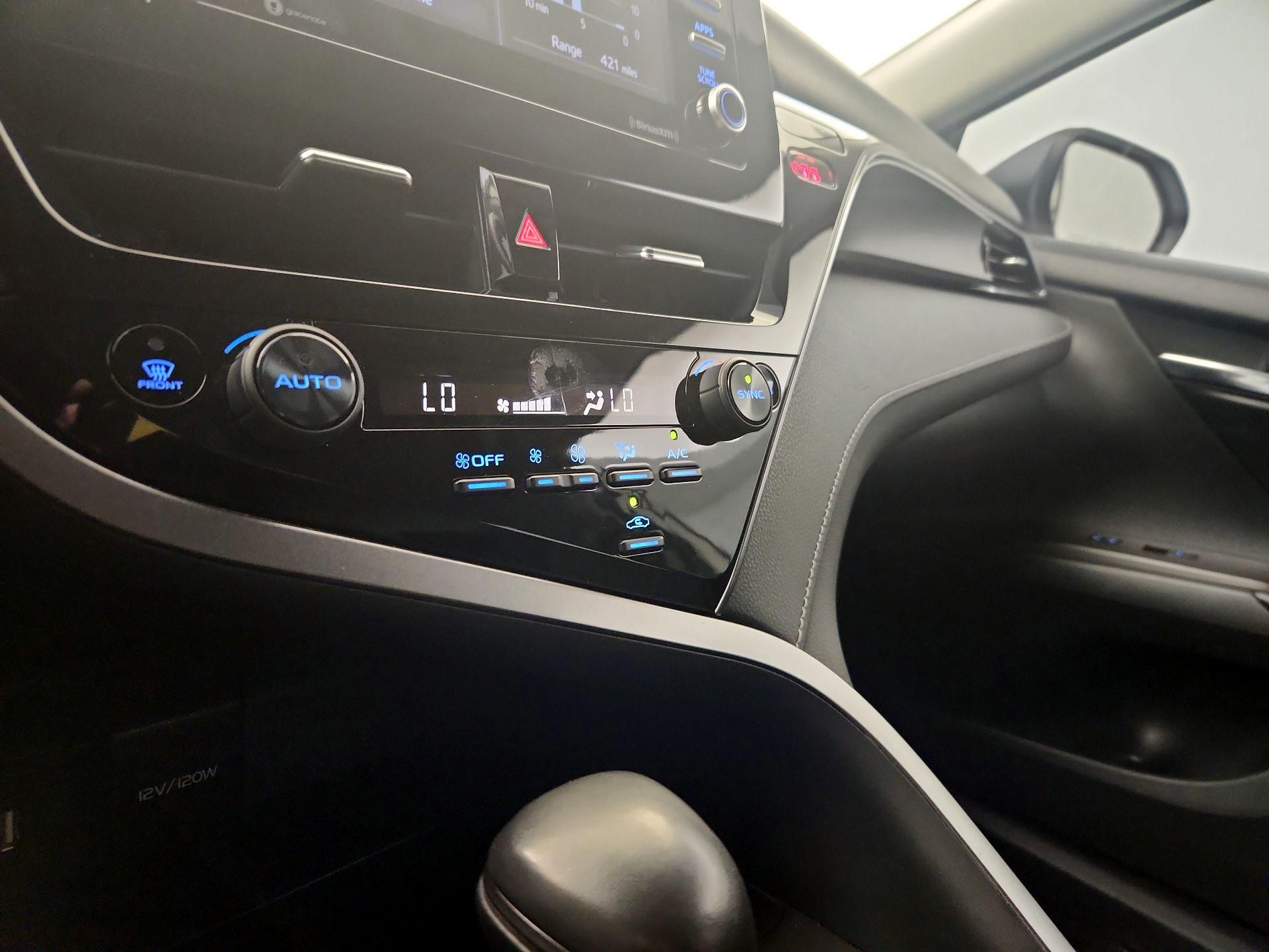 Thumbnail: 2023 Toyota Camry - 16