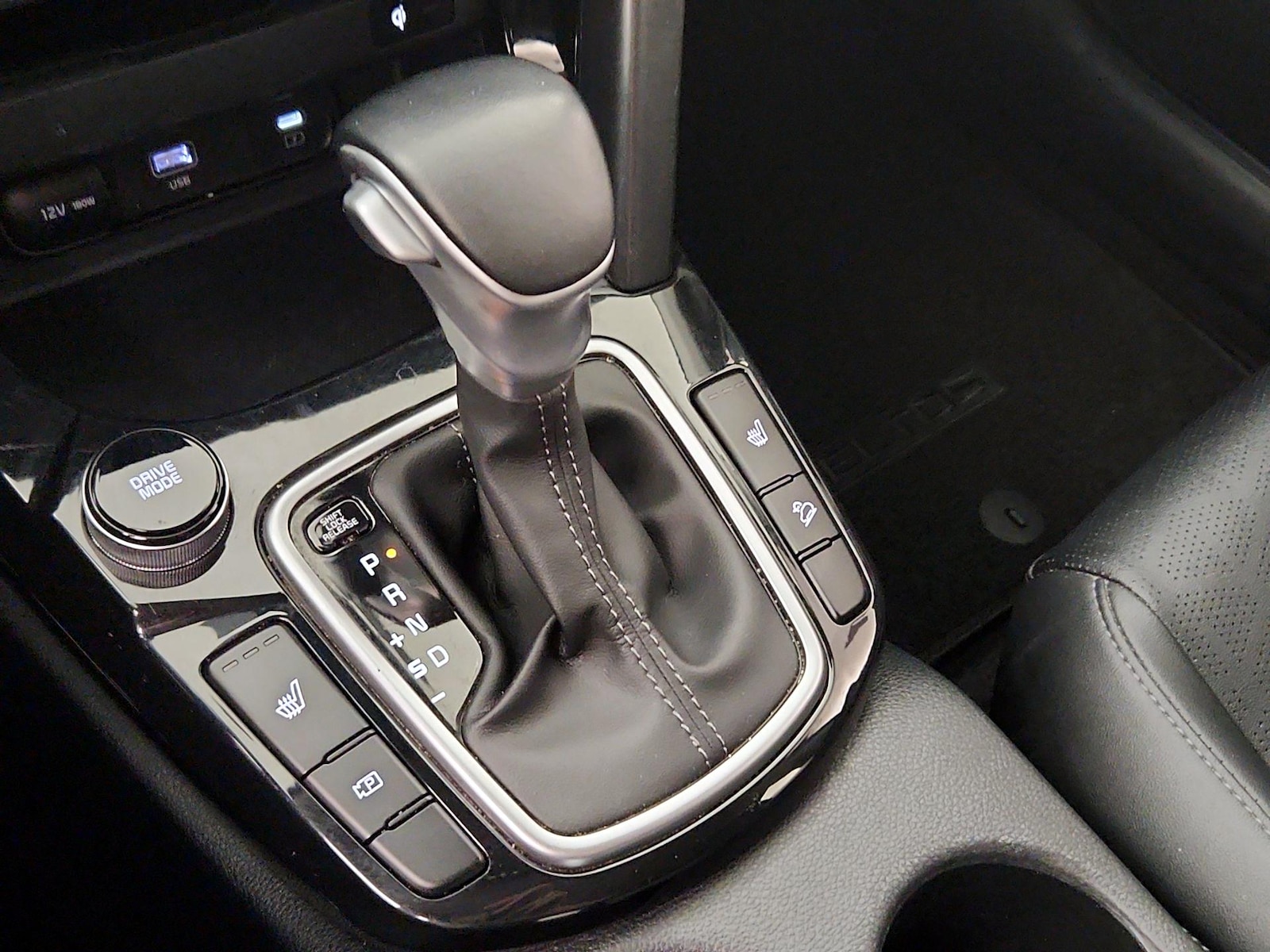 2024 Kia Seltos EX - Photo 19