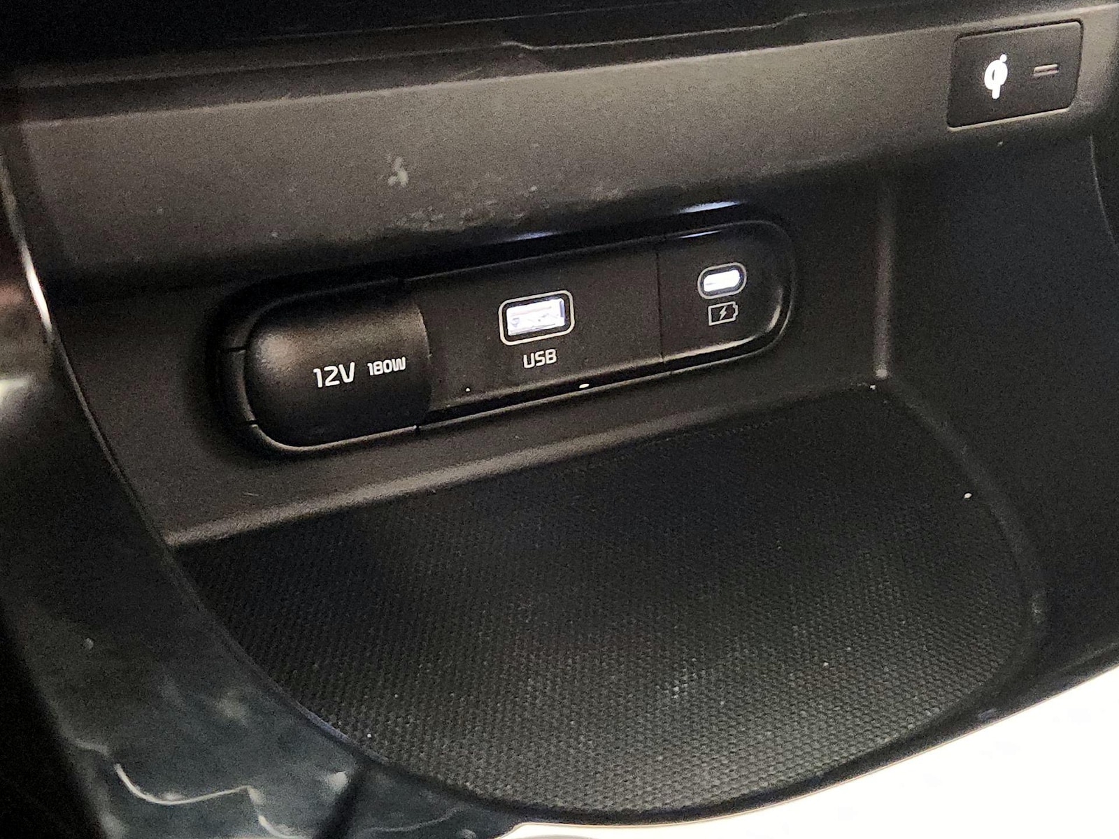 2024 Kia Seltos EX - Photo 20