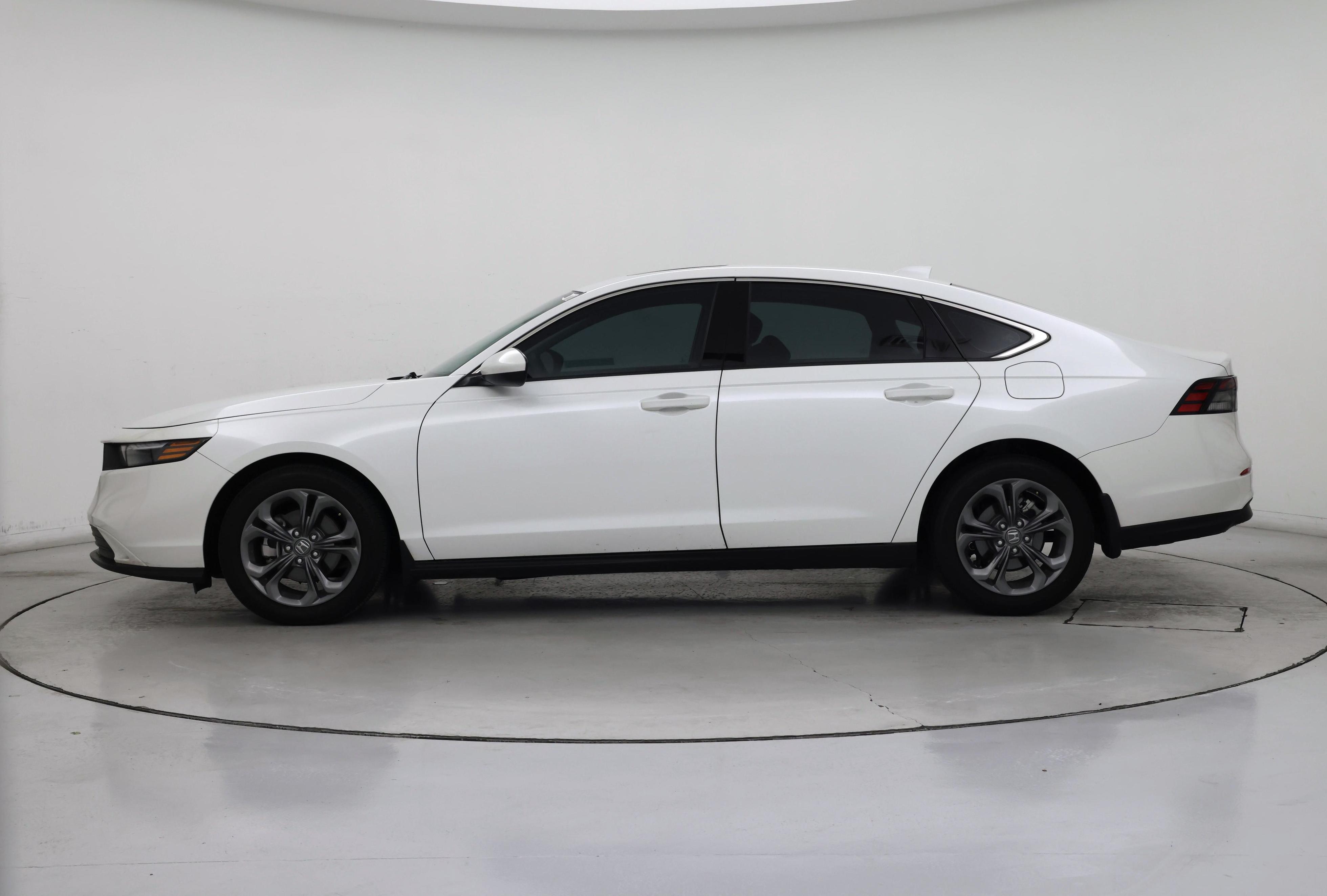 Thumbnail: 2023 Honda Accord - 3