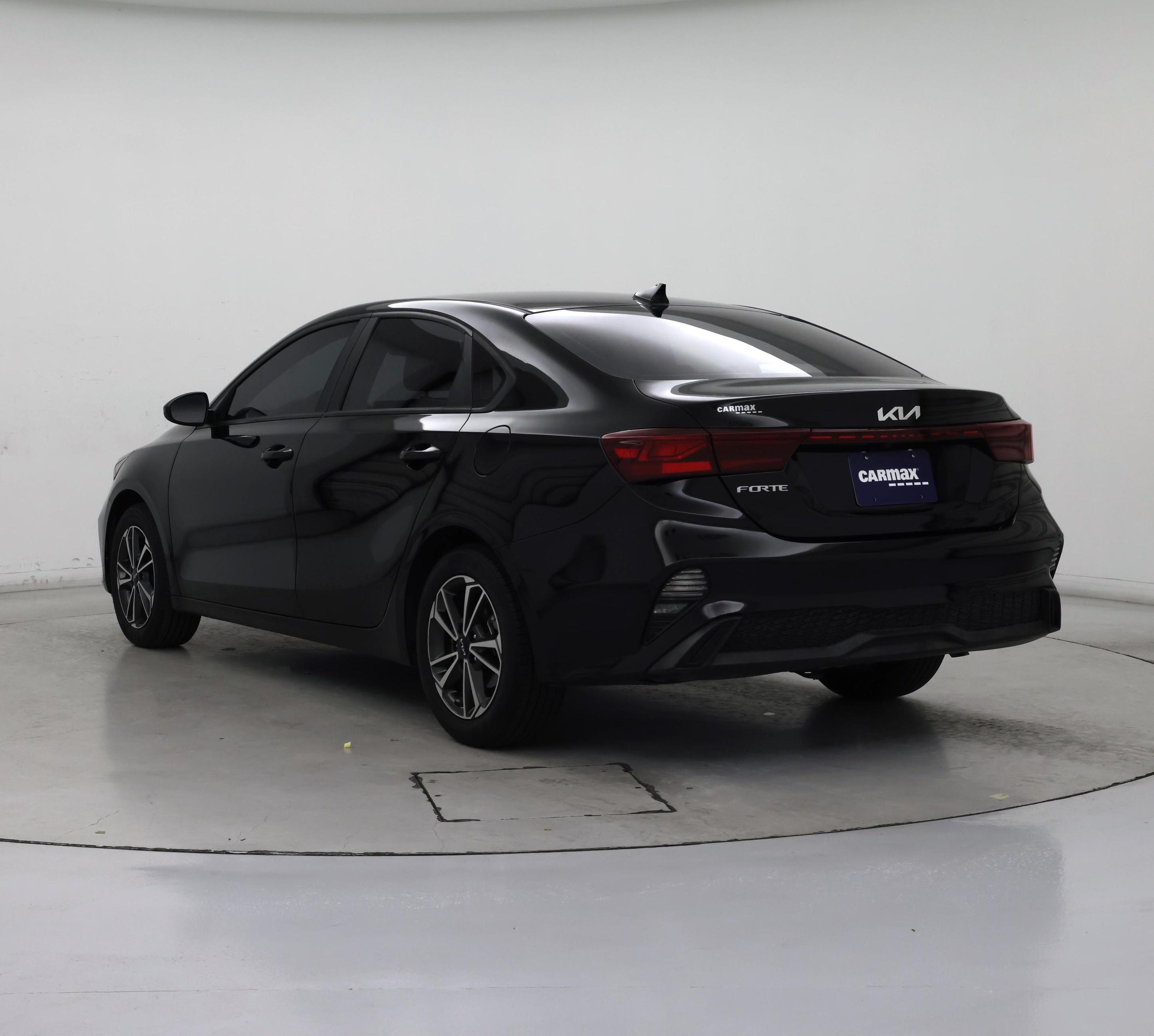 Thumbnail: 2023 Kia Forte - 2