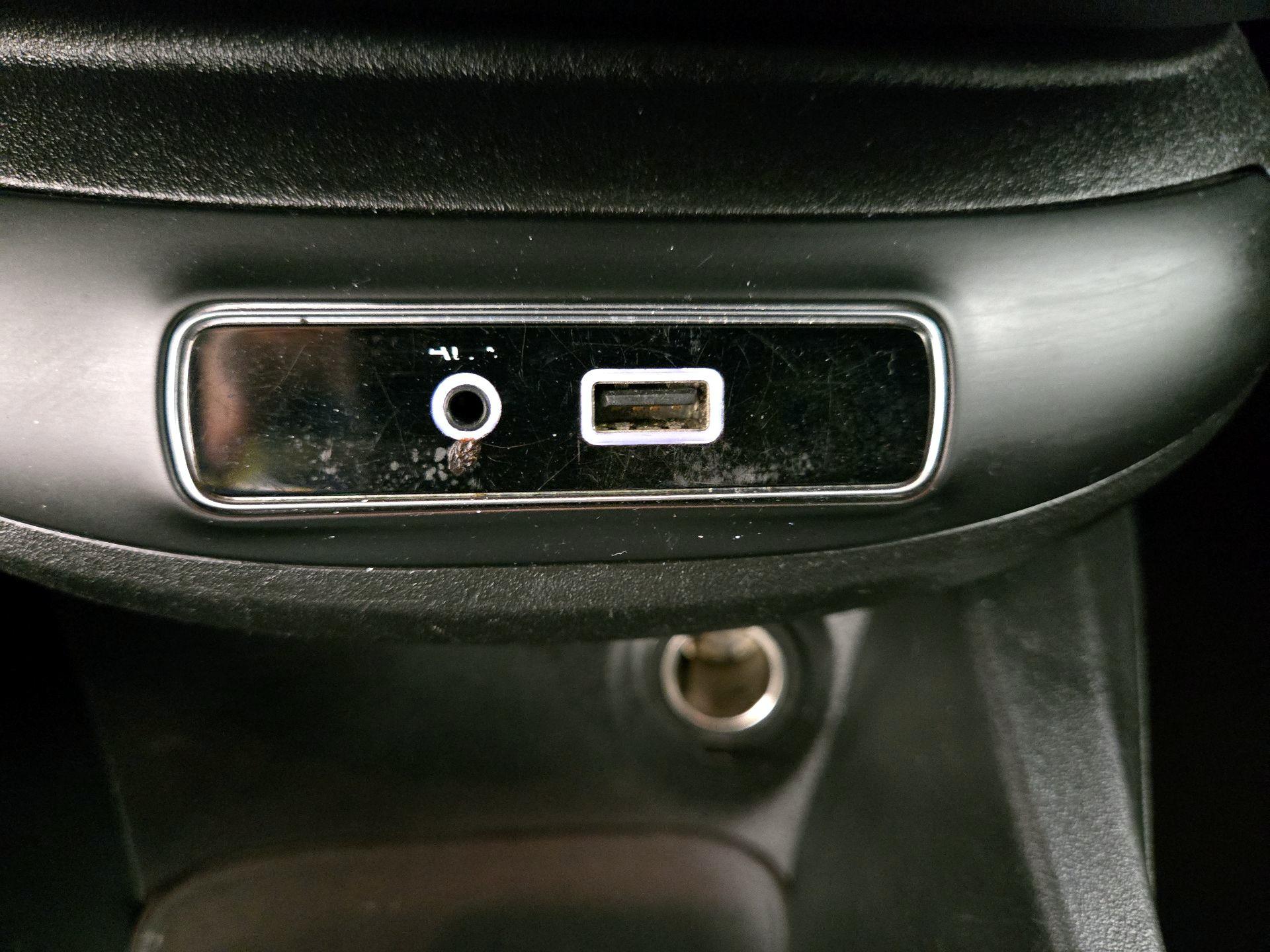 Thumbnail: 2016 Fiat 500X - 18